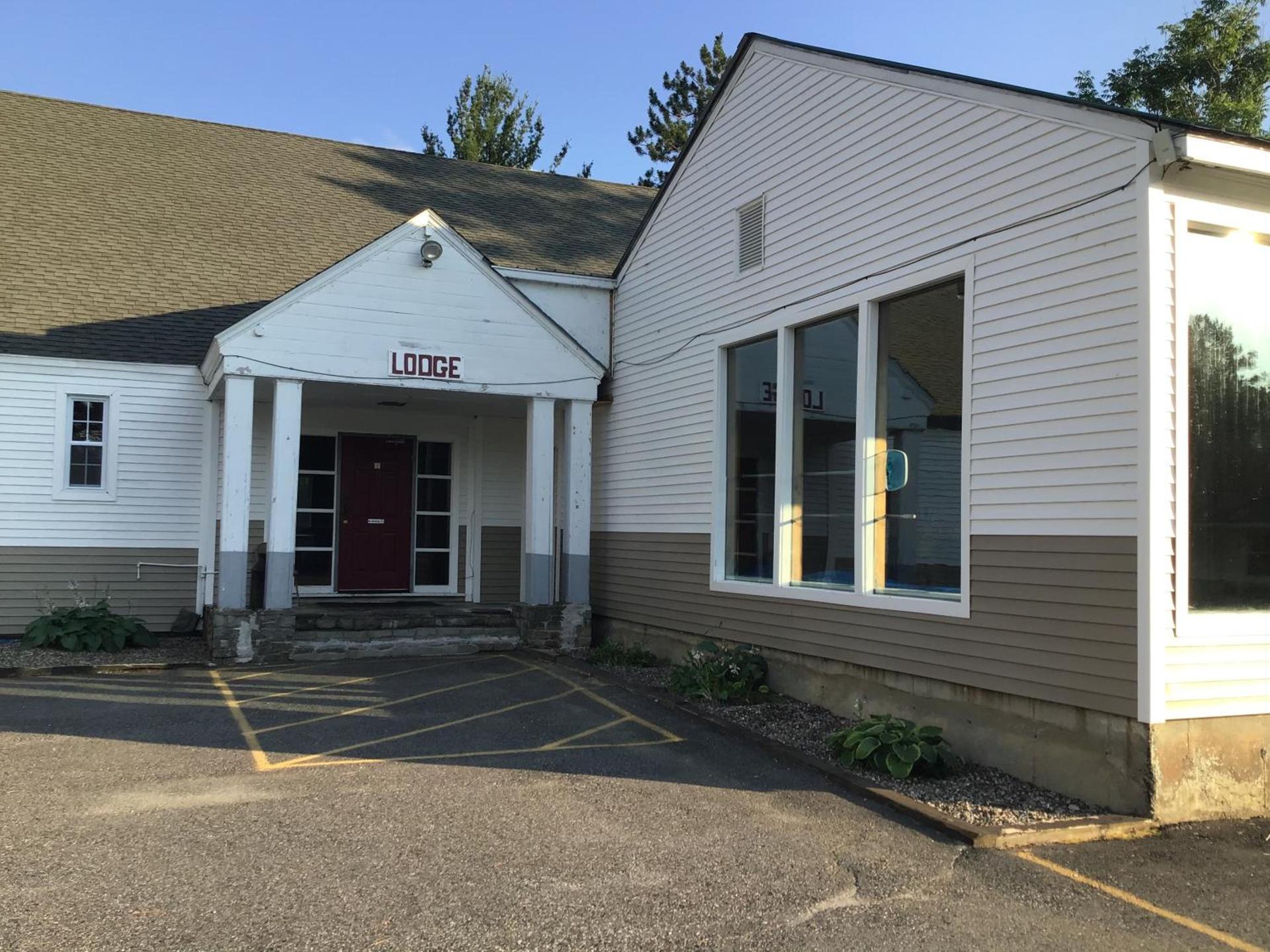 Stonybrook Motel & Lodge photo 13