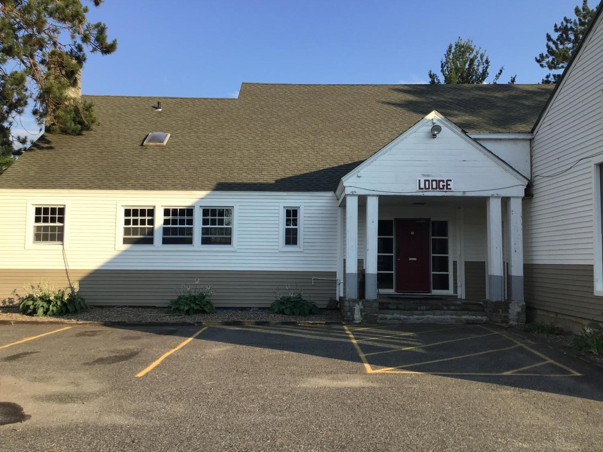 Stonybrook Motel & Lodge photo 14