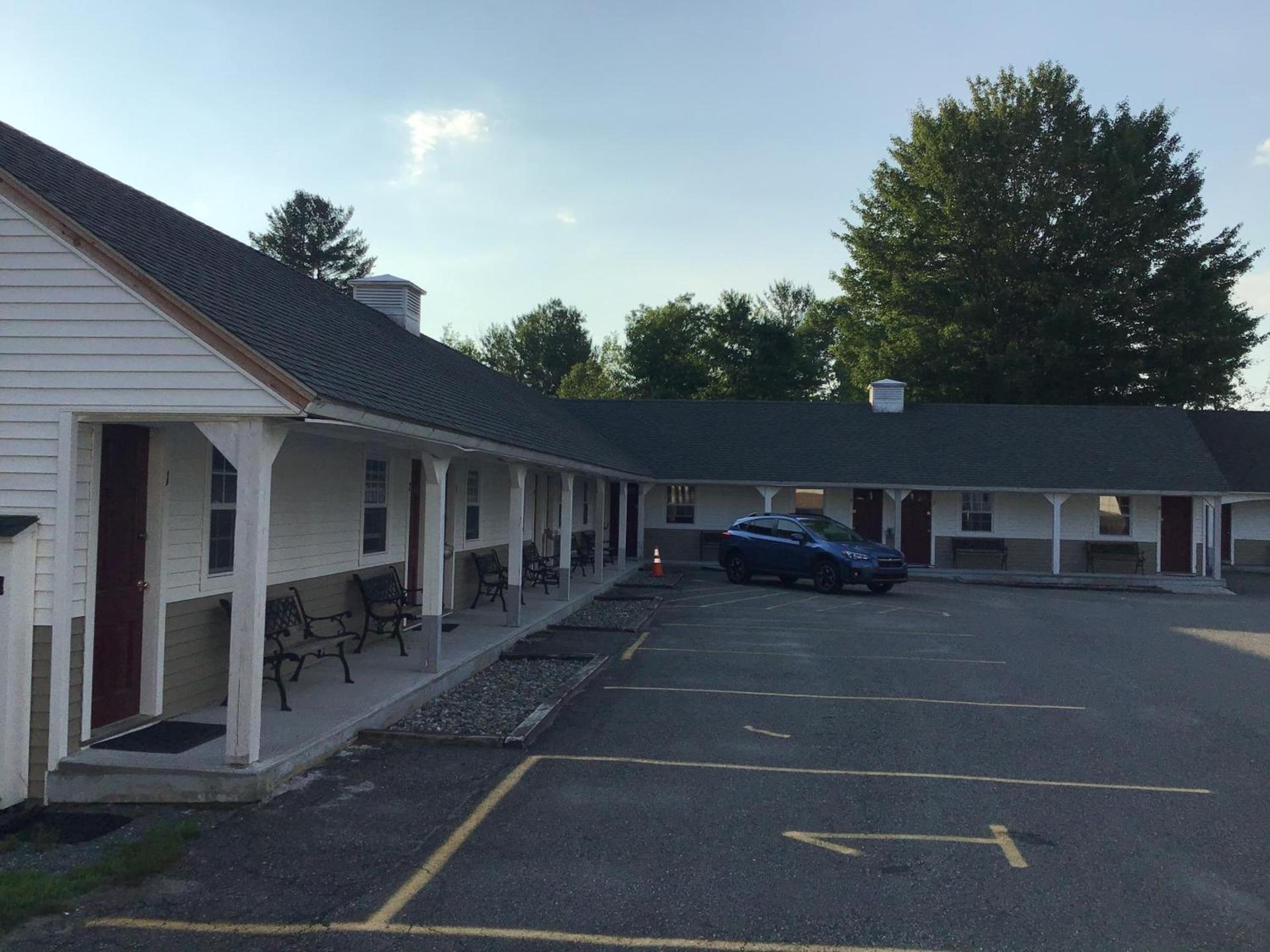 Stonybrook Motel & Lodge photo 16