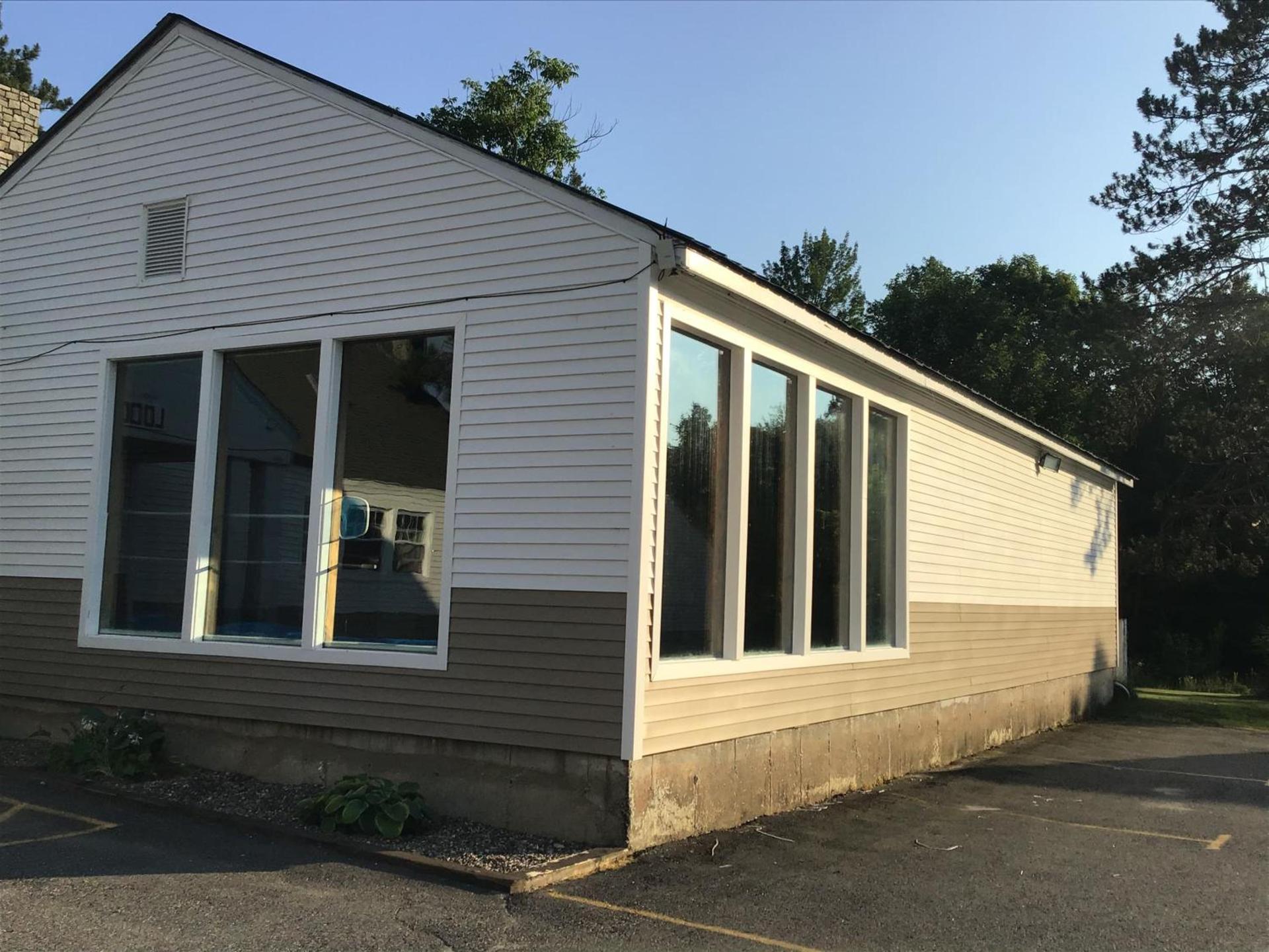 Stonybrook Motel & Lodge photo 18