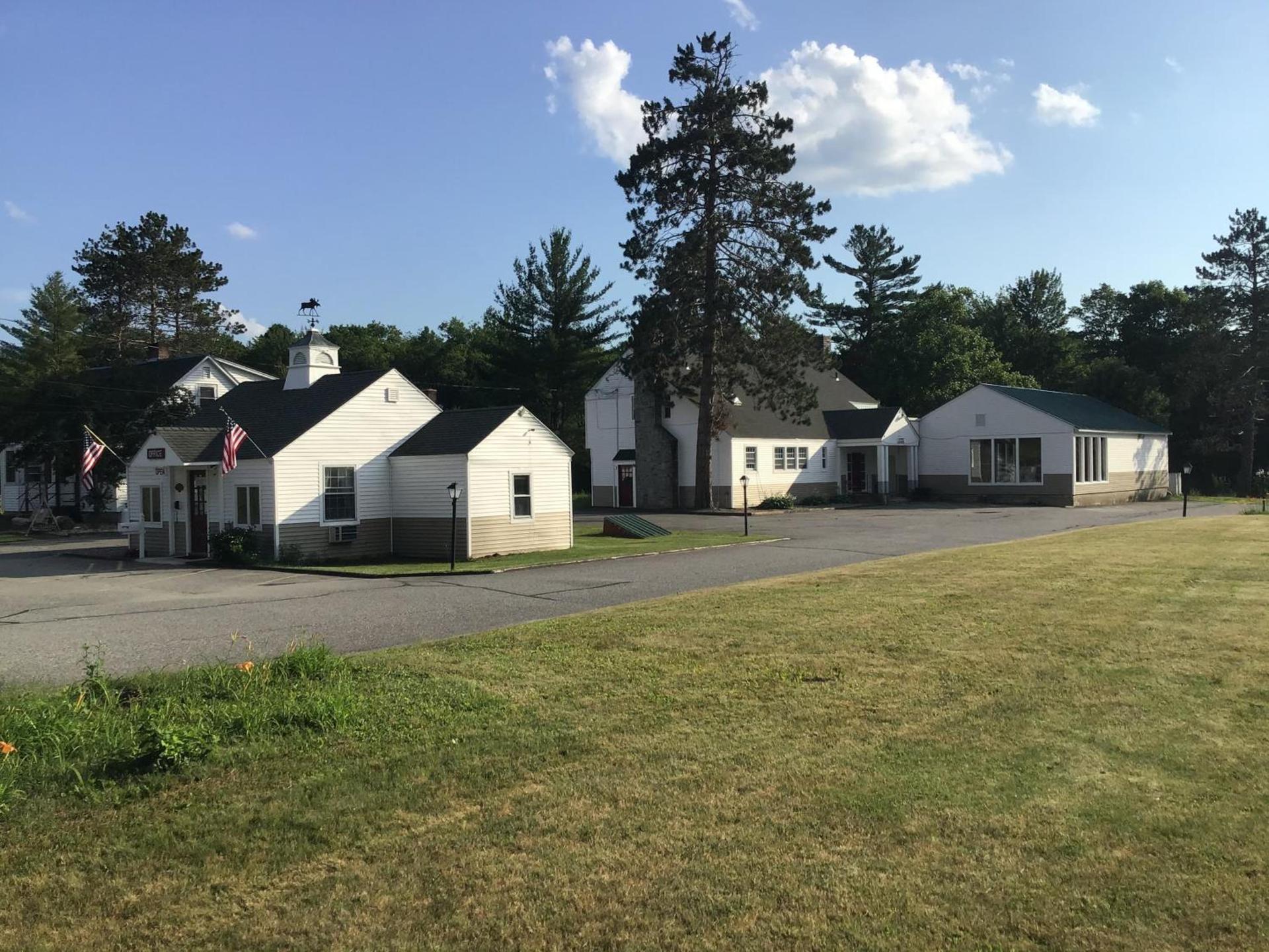 Stonybrook Motel & Lodge photo 24