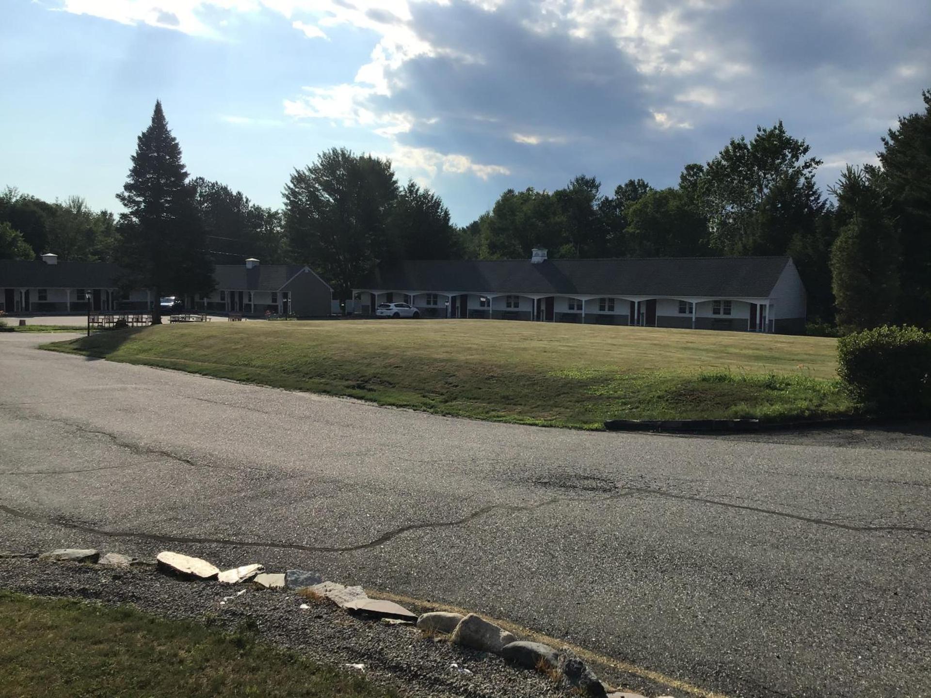 Stonybrook Motel & Lodge photo 26