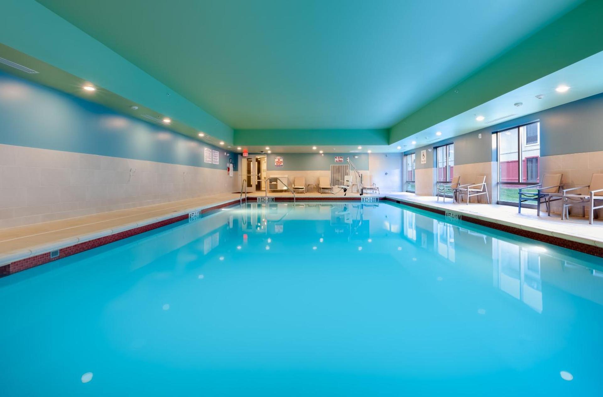 Holiday Inn Express Calhoun South by IHG photo 37