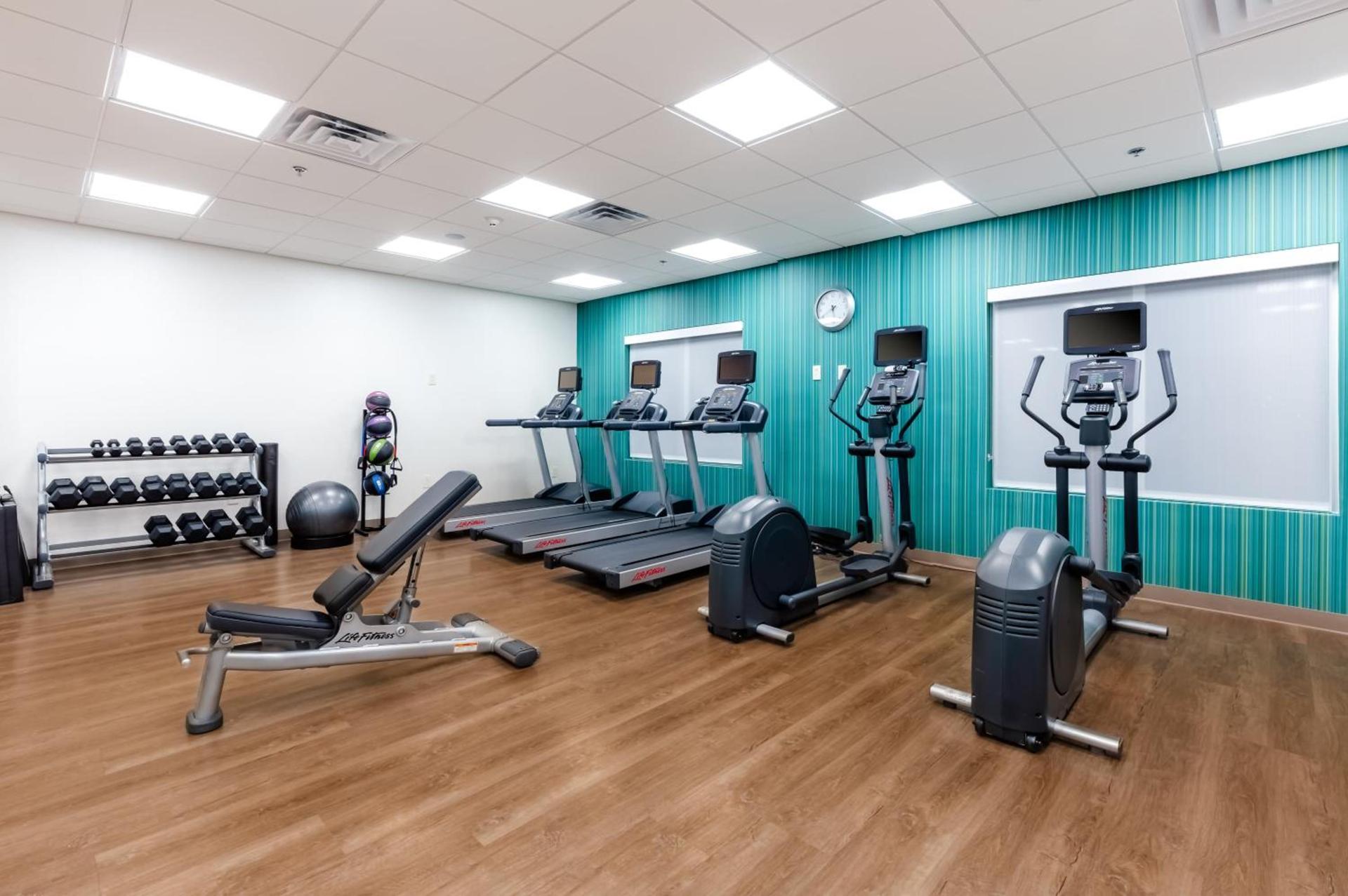 Holiday Inn Express Calhoun South by IHG photo 17