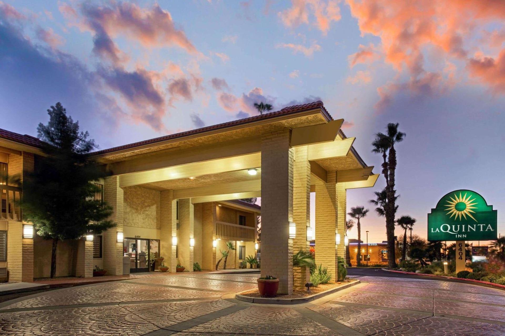 La Quinta Inn by Wyndham Tucson East photo 2