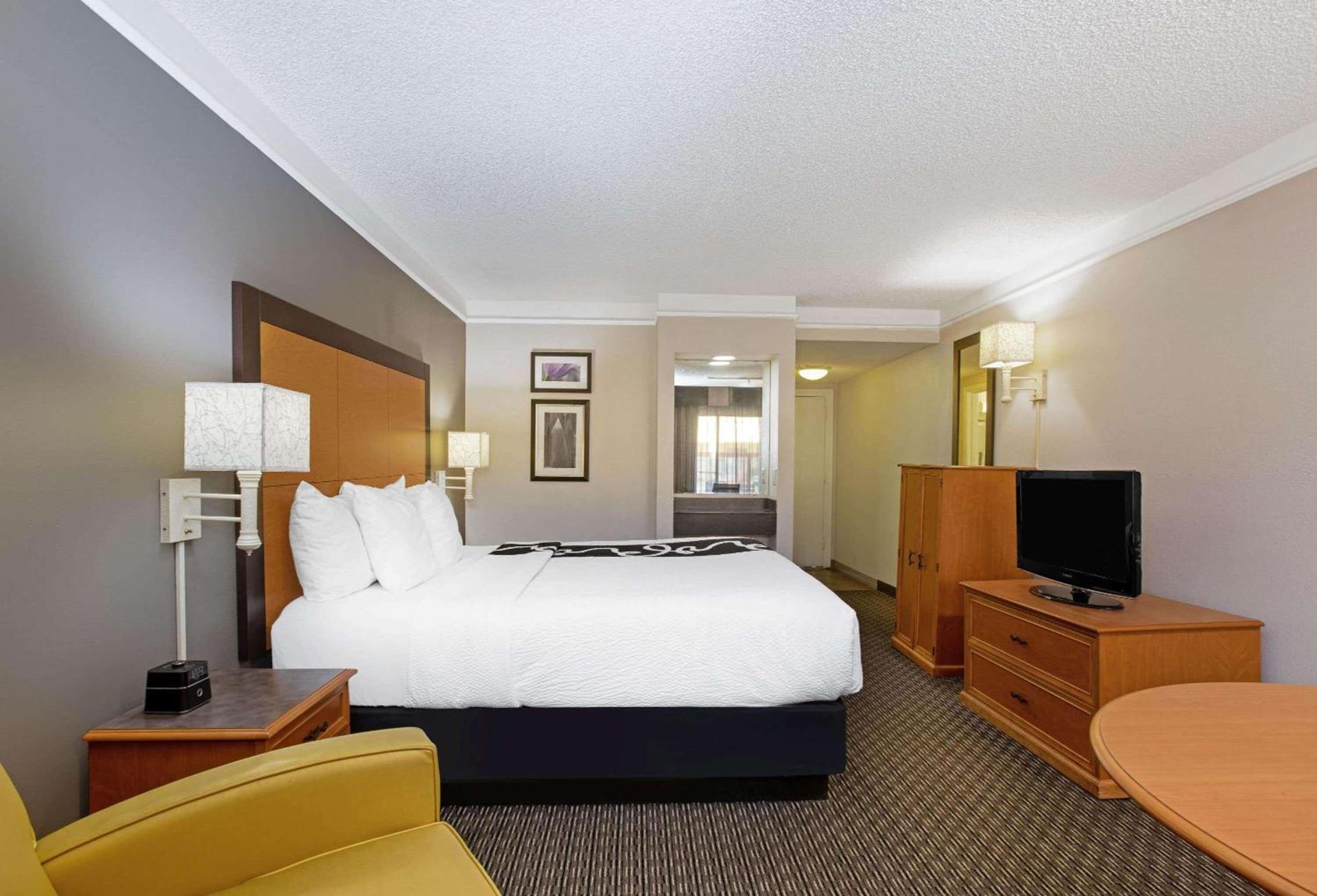 La Quinta Inn by Wyndham Tucson East photo 11