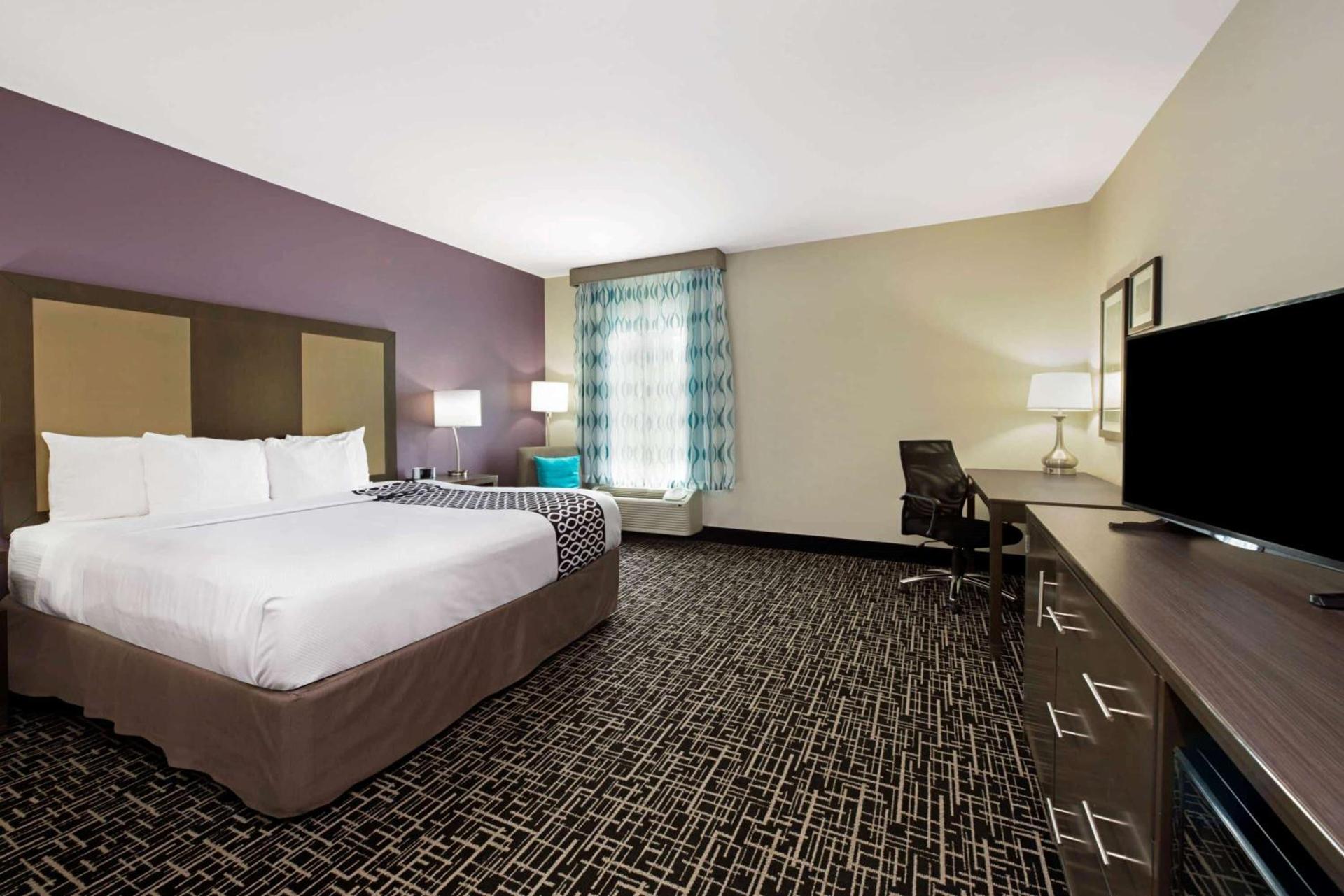 La Quinta by Wyndham Lake Charles - Westlake photo 17