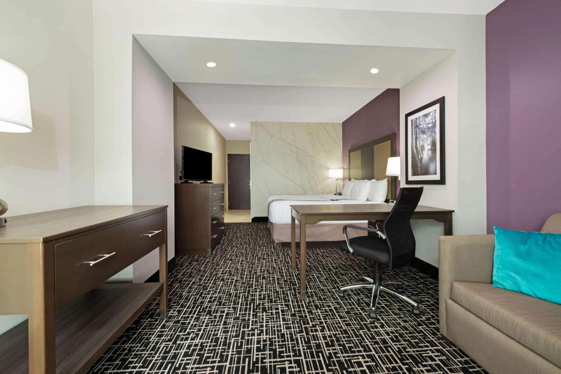La Quinta by Wyndham Lake Charles - Westlake photo 6