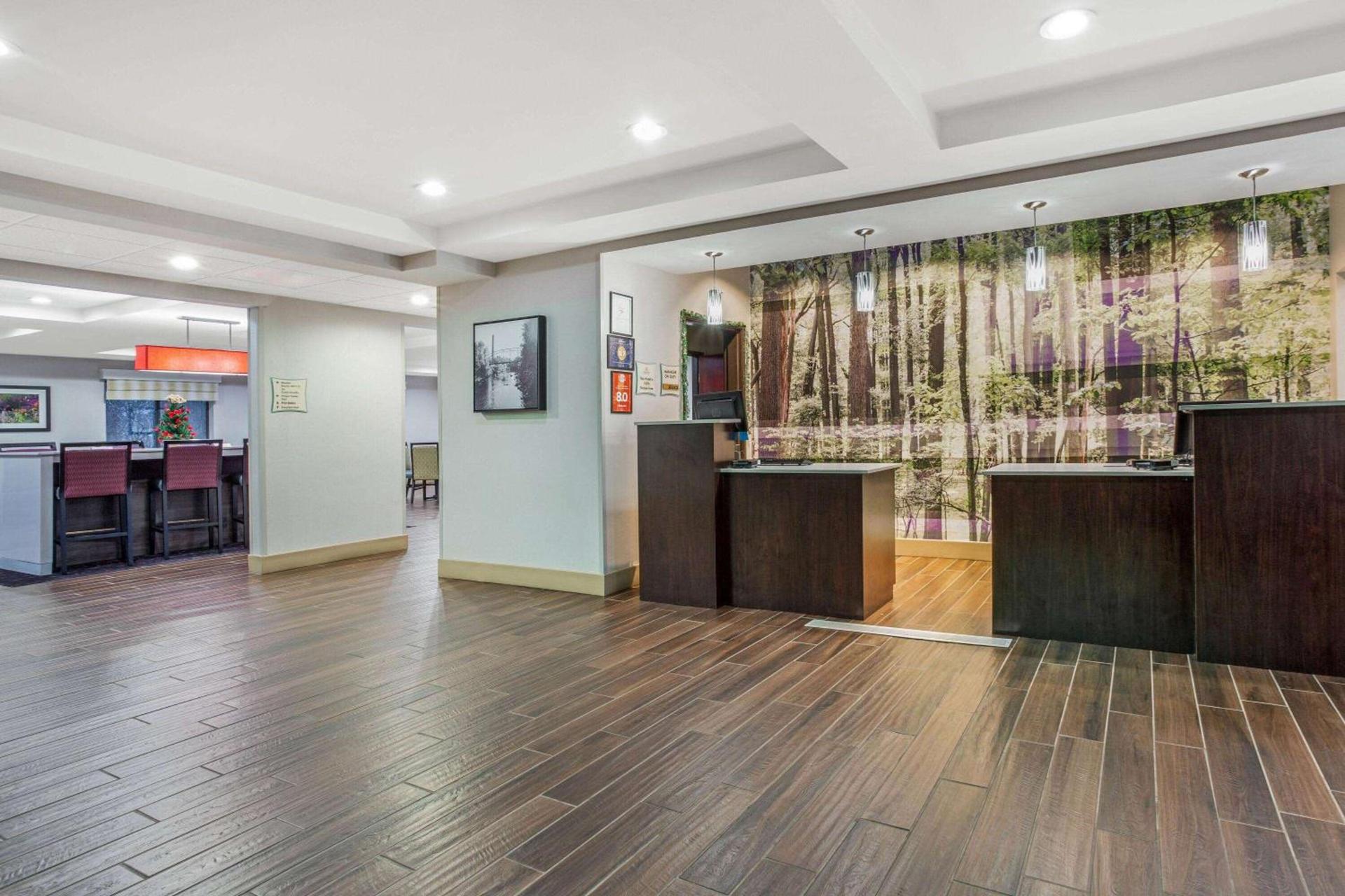 La Quinta by Wyndham Norwich-Plainfield-Casino photo 36