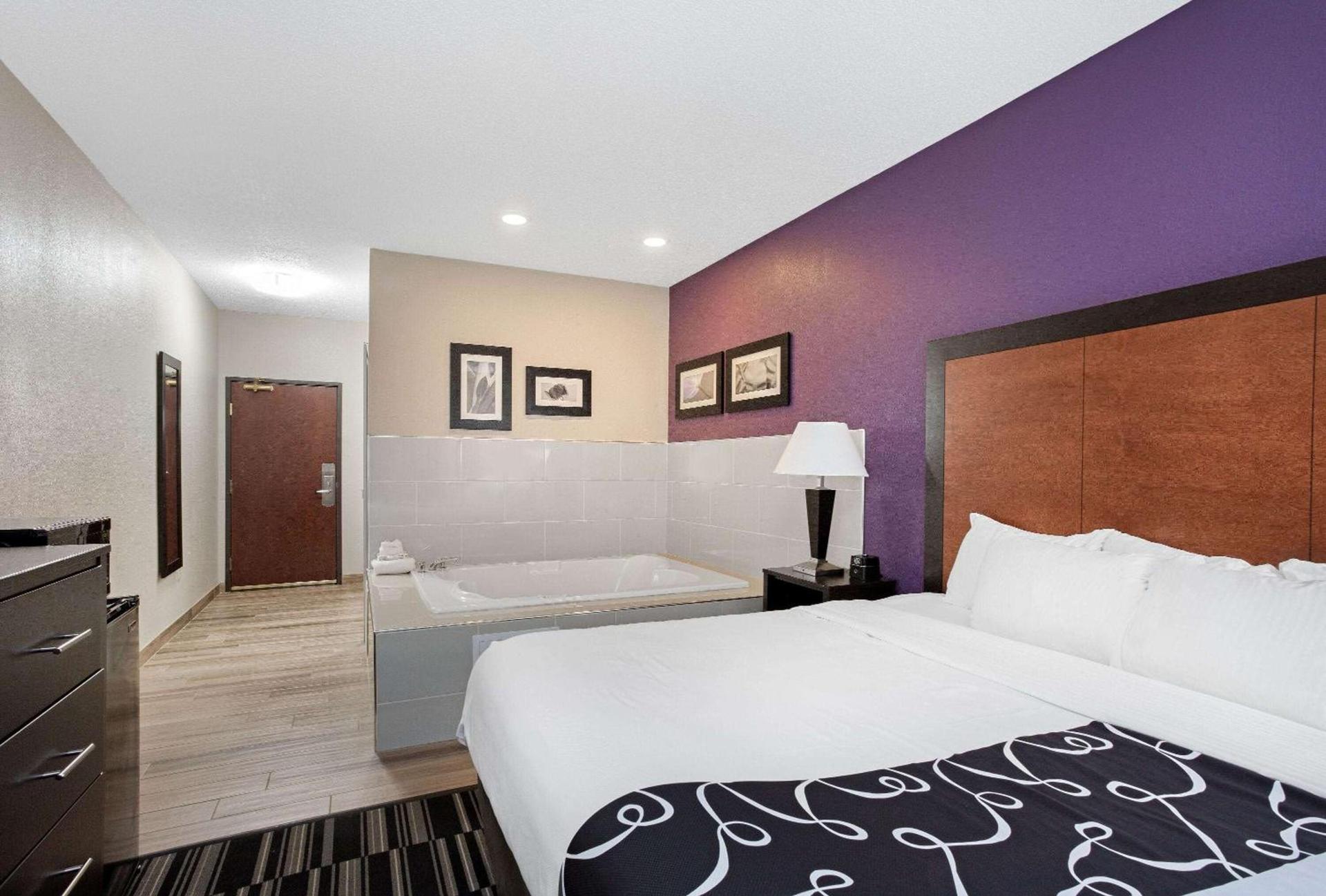 La Quinta by Wyndham Norwich-Plainfield-Casino photo 24