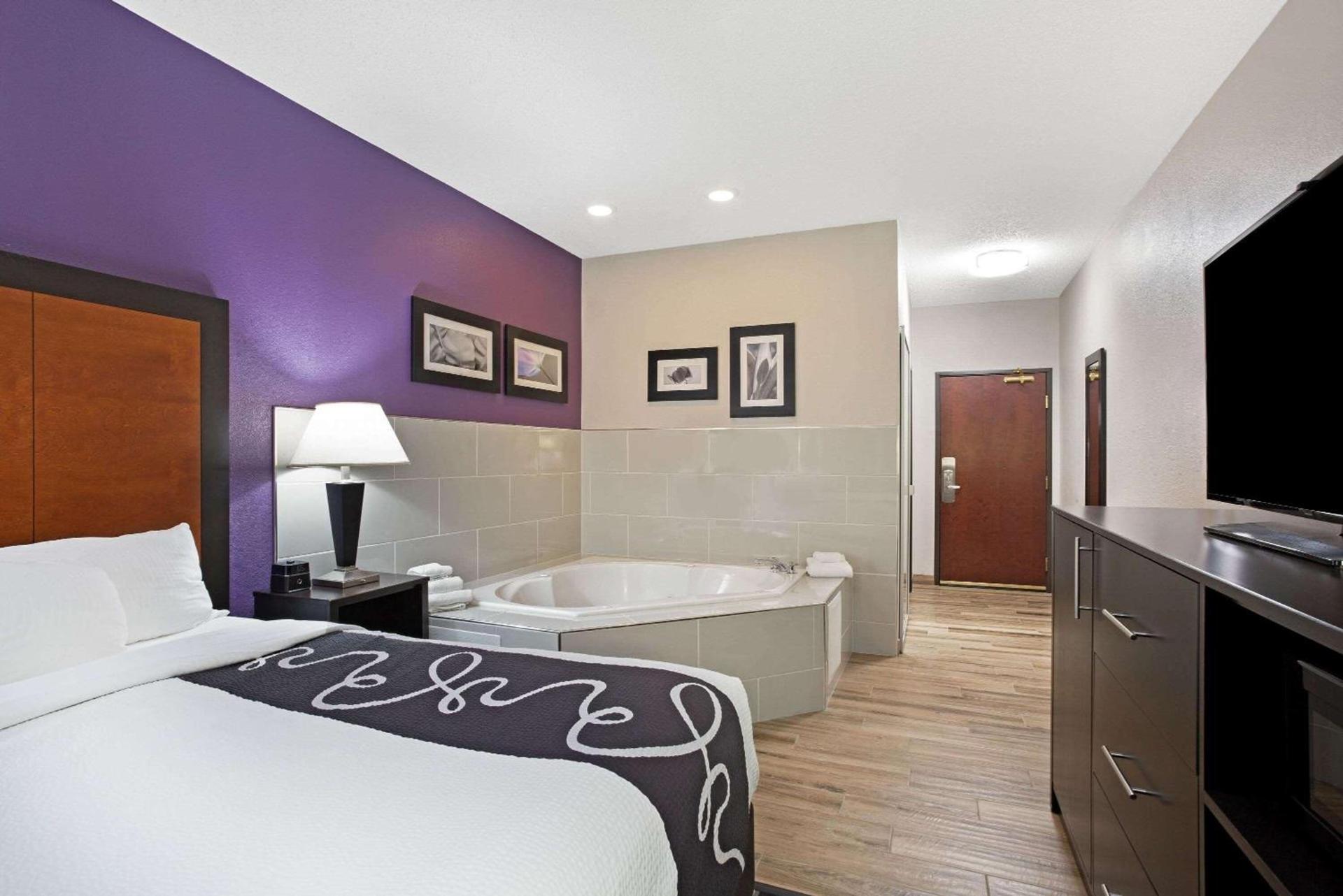 La Quinta by Wyndham Norwich-Plainfield-Casino photo 27