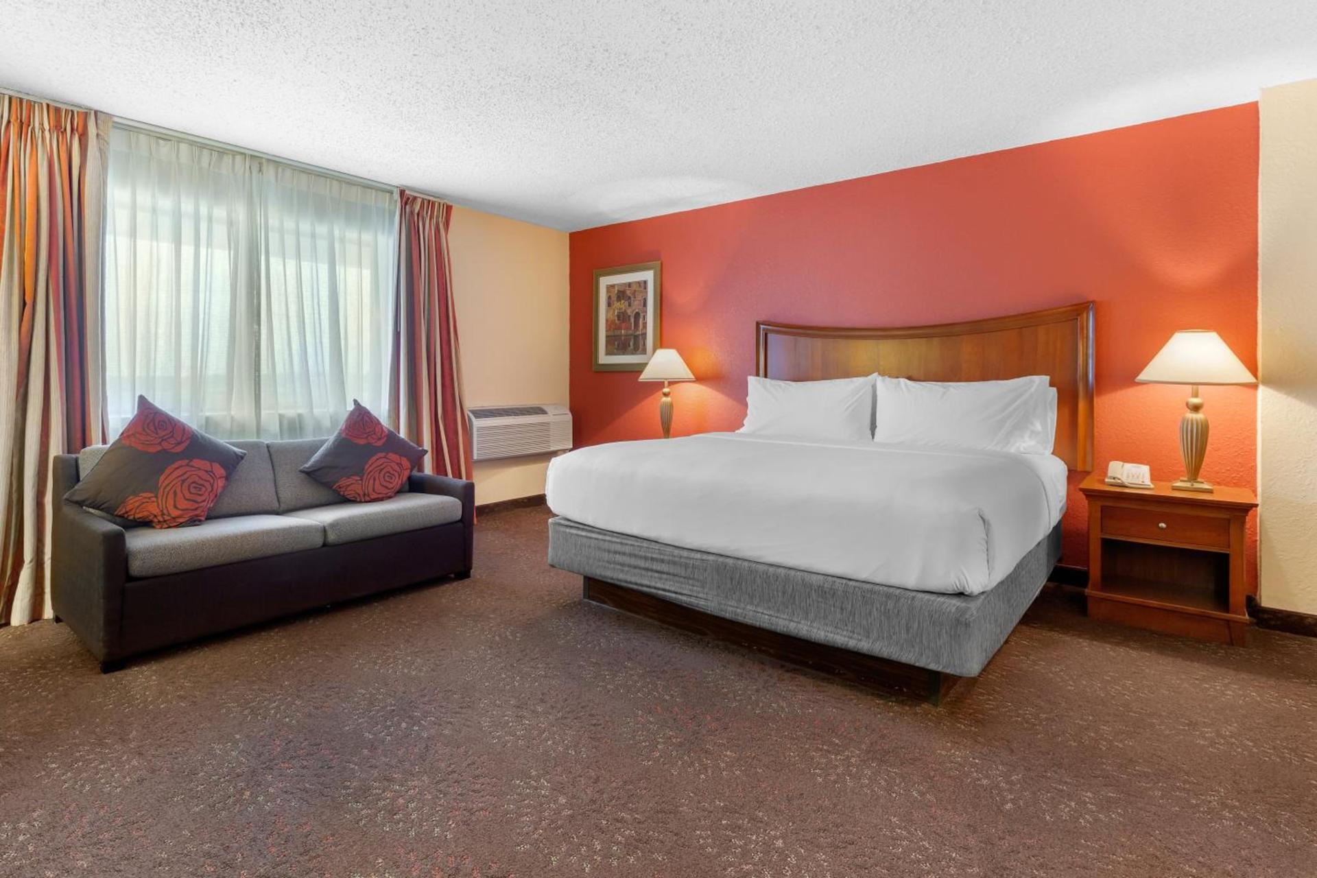 Holiday Inn Express Chicago-Downers Grove by IHG photo 38