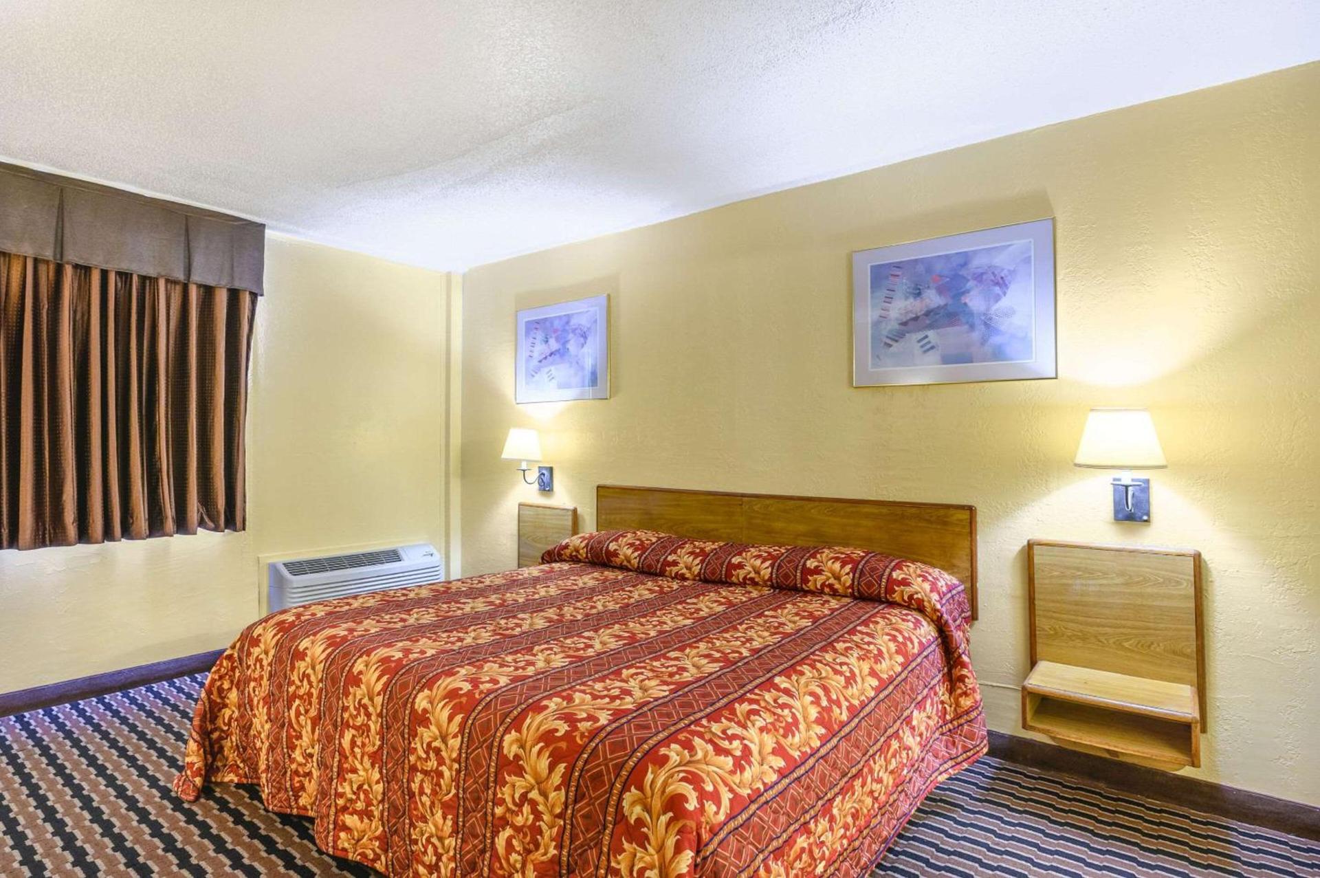 Rodeway Inn Metairie - New Orleans West photo 12