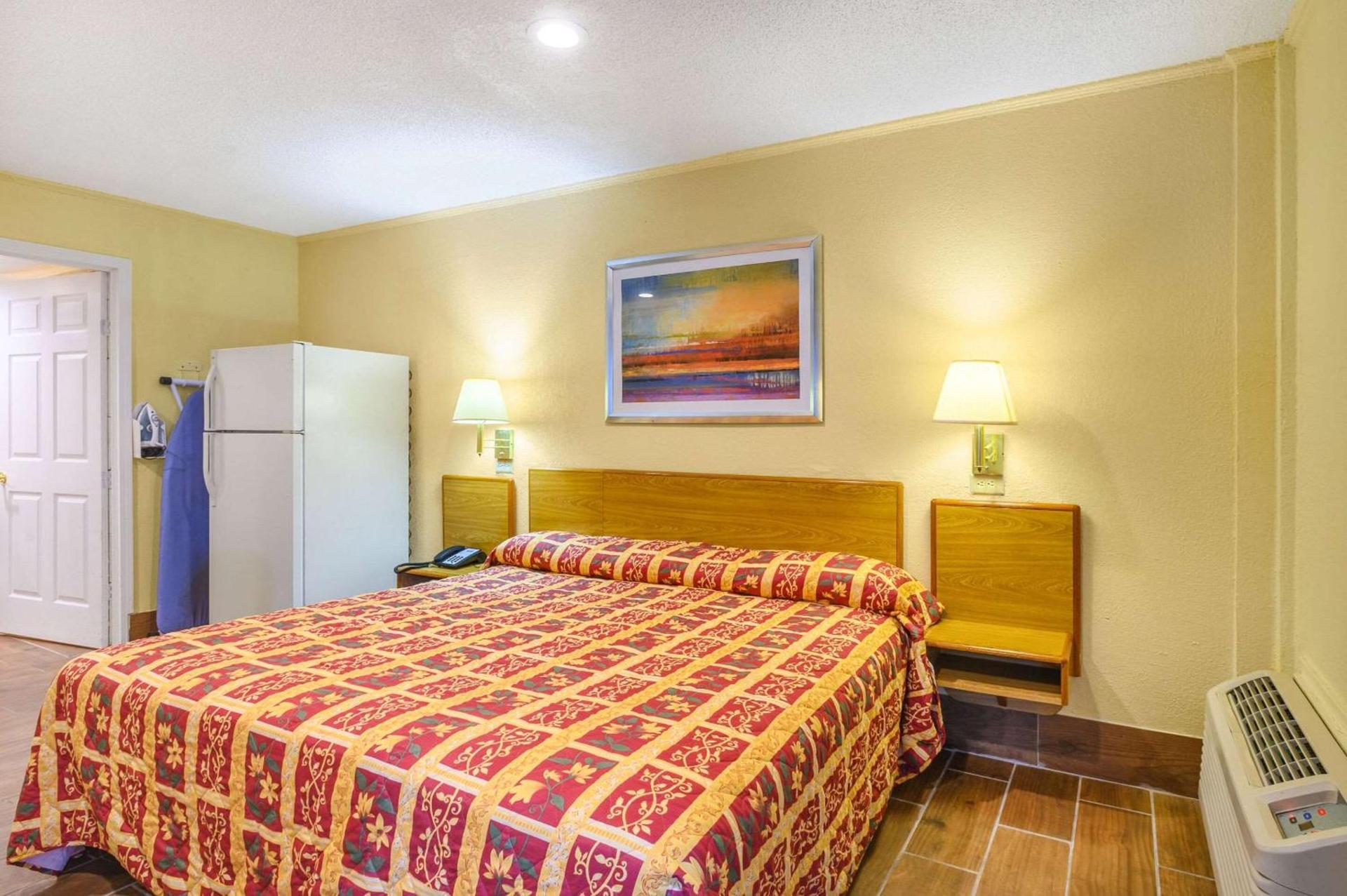 Rodeway Inn Metairie - New Orleans West photo 16