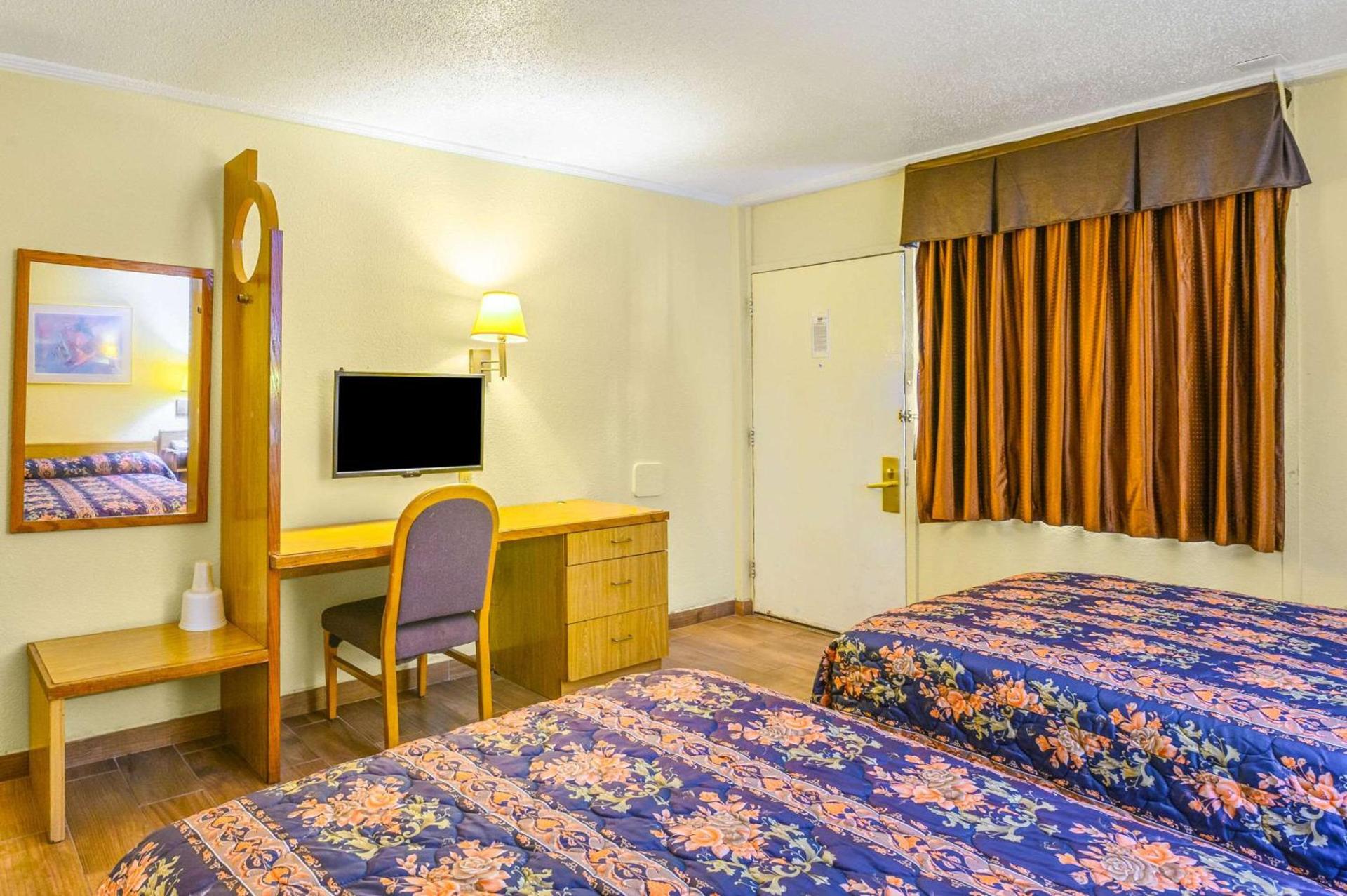 Rodeway Inn Metairie - New Orleans West photo 25
