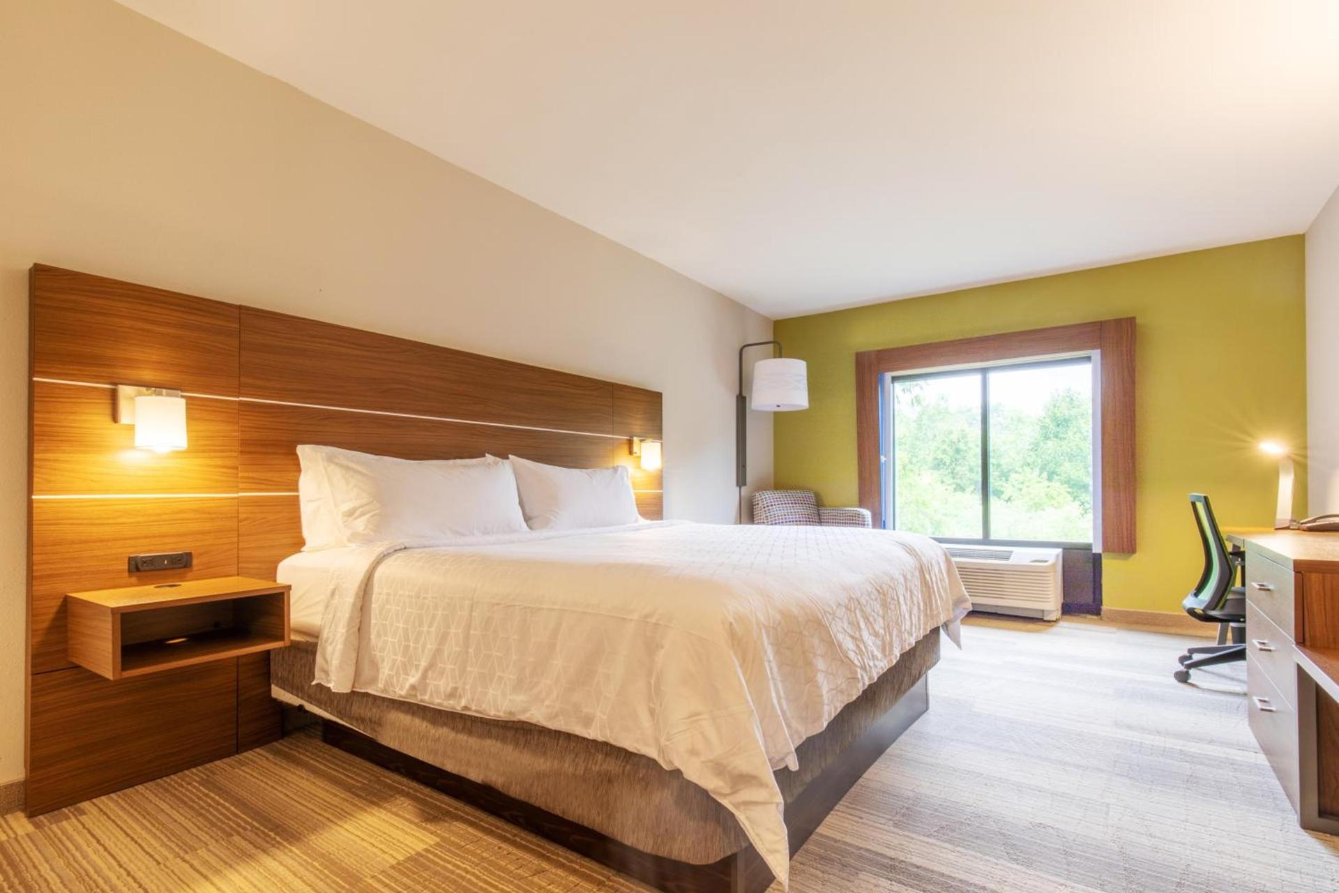 Holiday Inn Express Johnson City by IHG photo 33