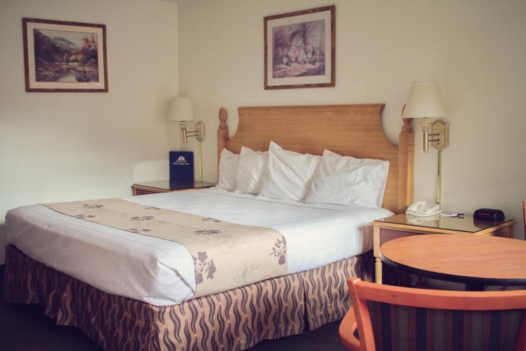 Americas Best Value Inn - Pendleton photo 33