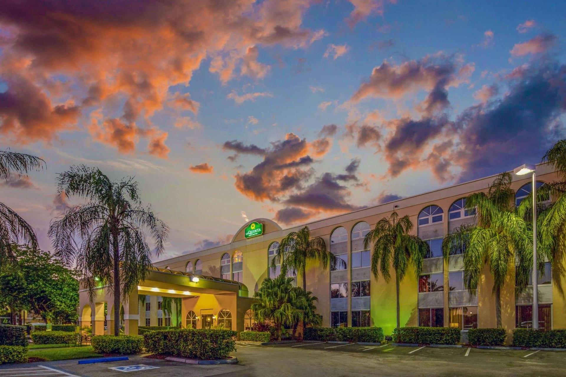 La Quinta by Wyndham Miami Lakes photo 4
