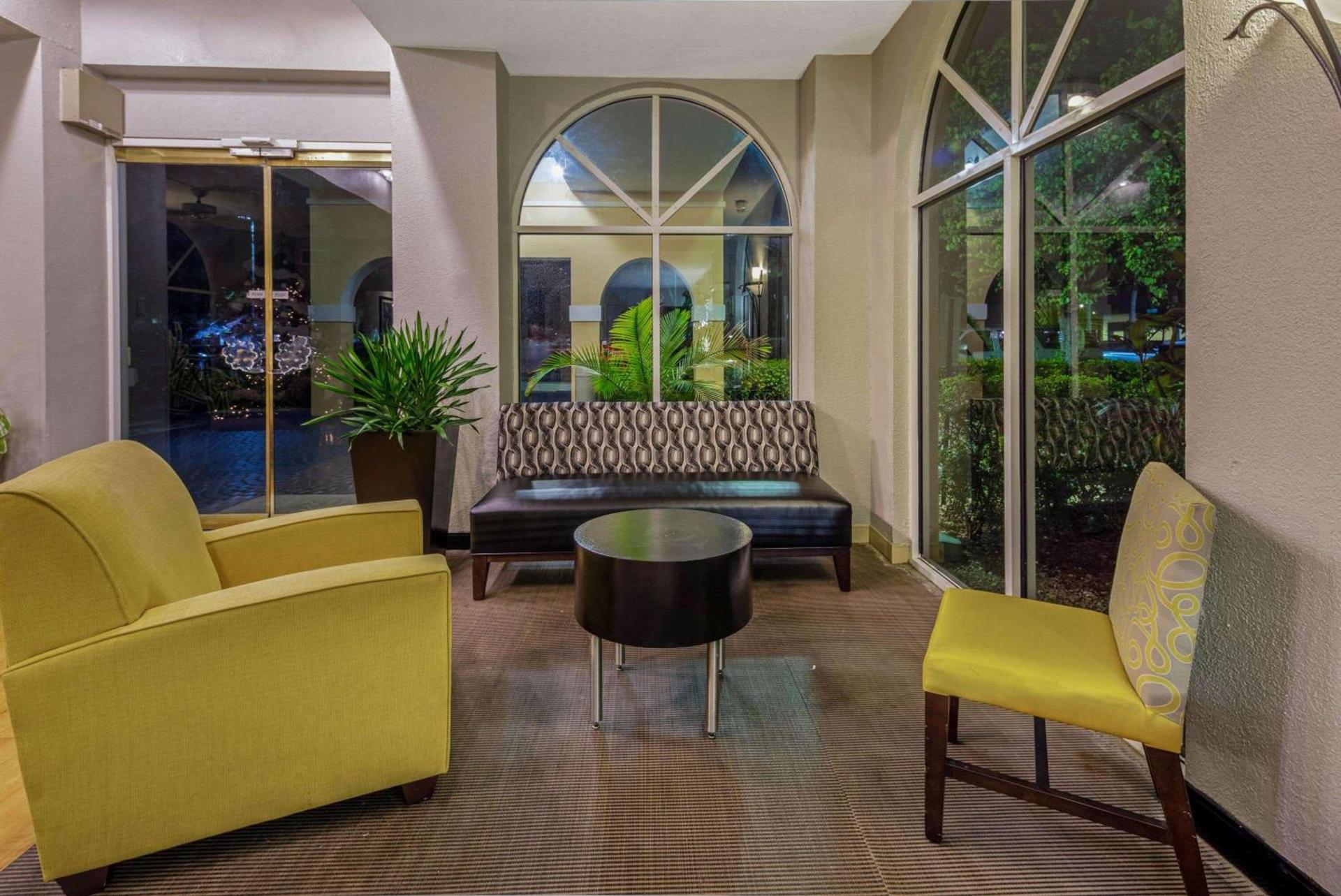 La Quinta by Wyndham Miami Lakes photo 7