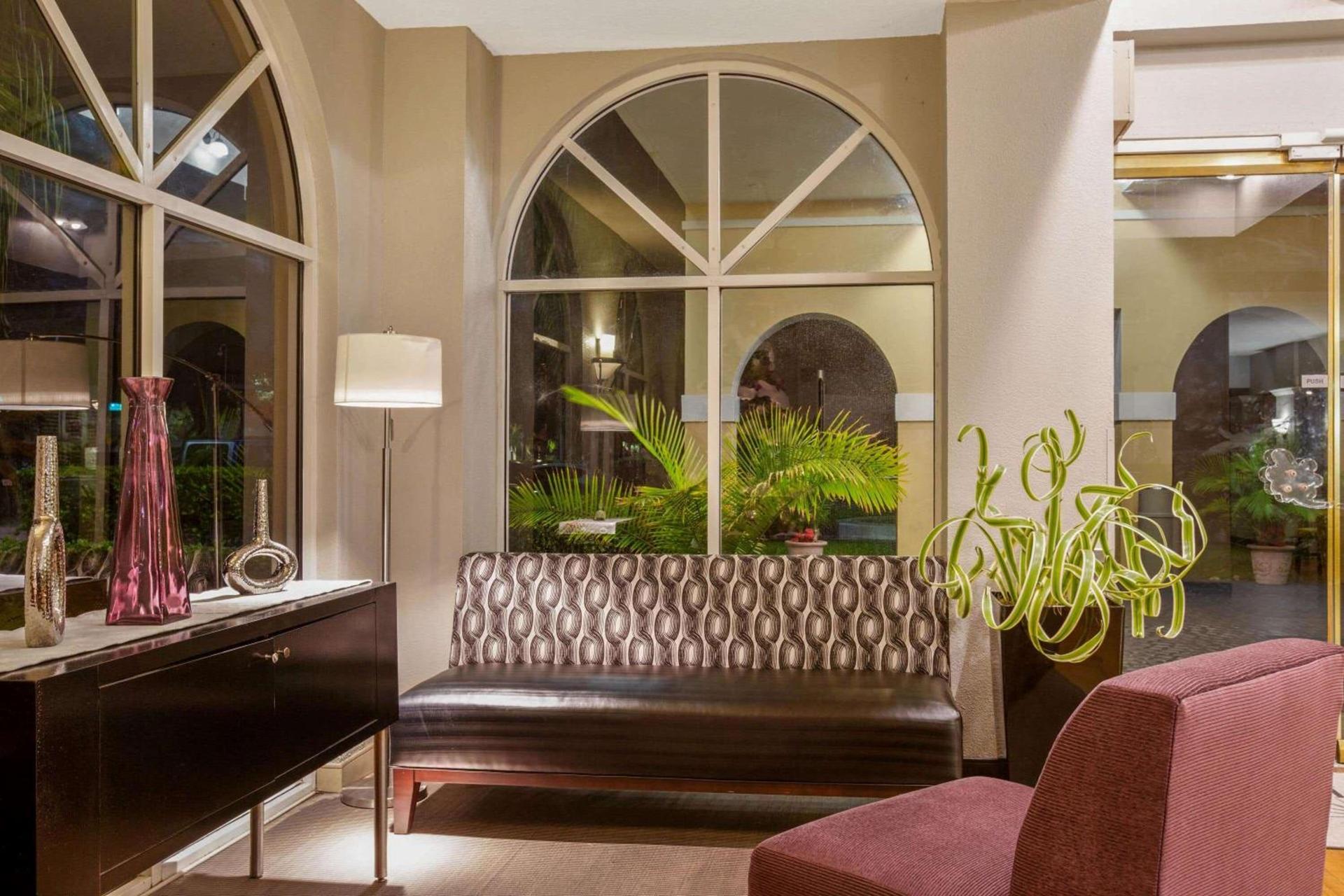 La Quinta by Wyndham Miami Lakes photo 6