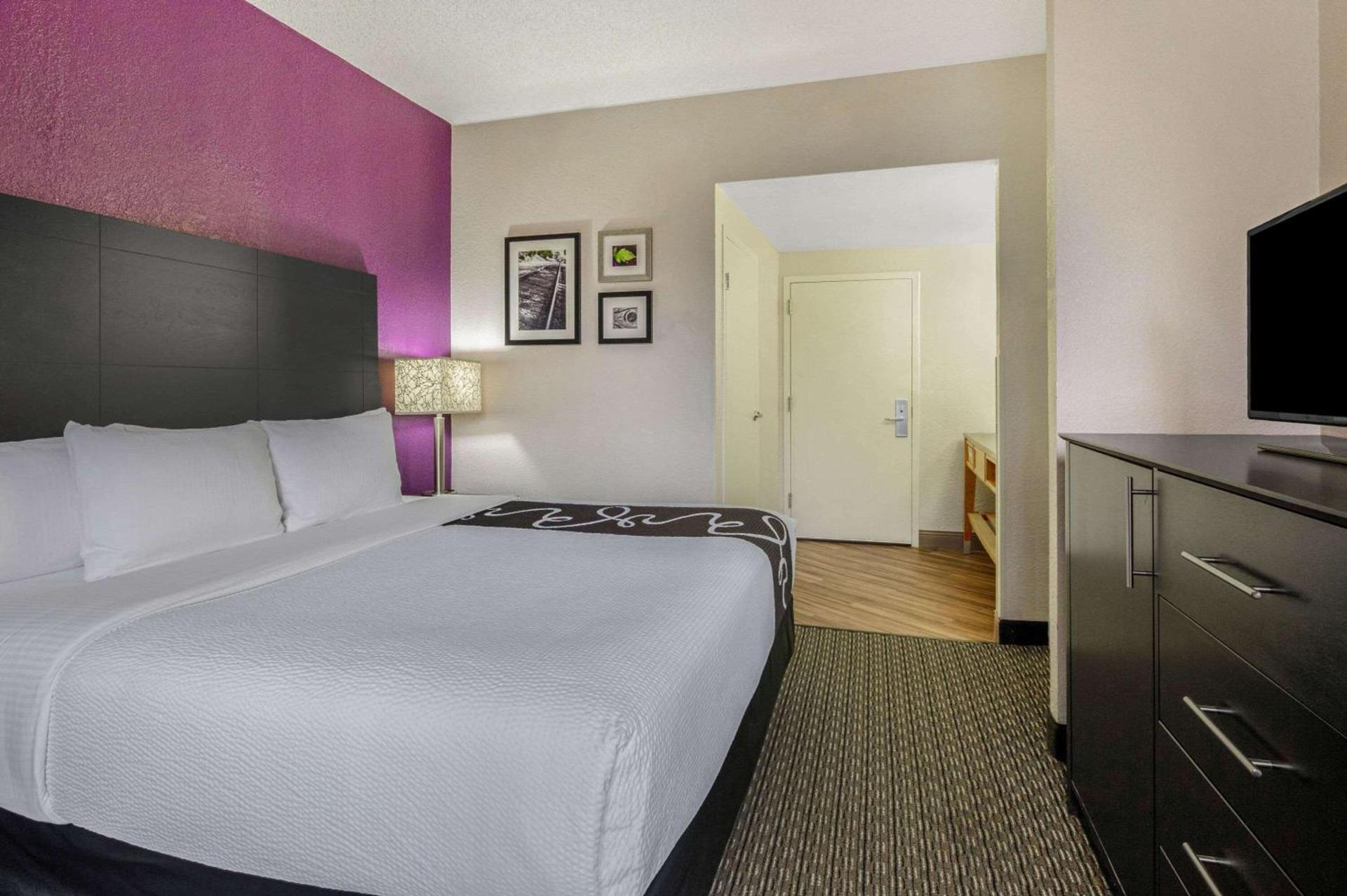 La Quinta by Wyndham Miami Lakes photo 21