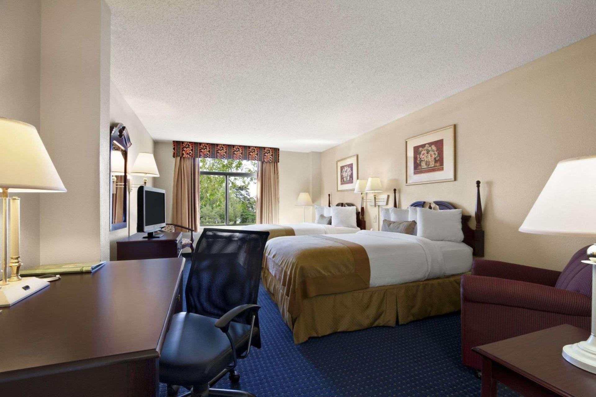 Wingate by Wyndham Augusta Fort Eisenhower photo 4