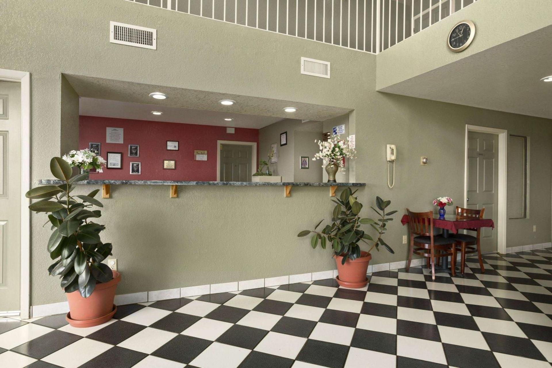 Howard Johnson by Wyndham Holbrook photo 61