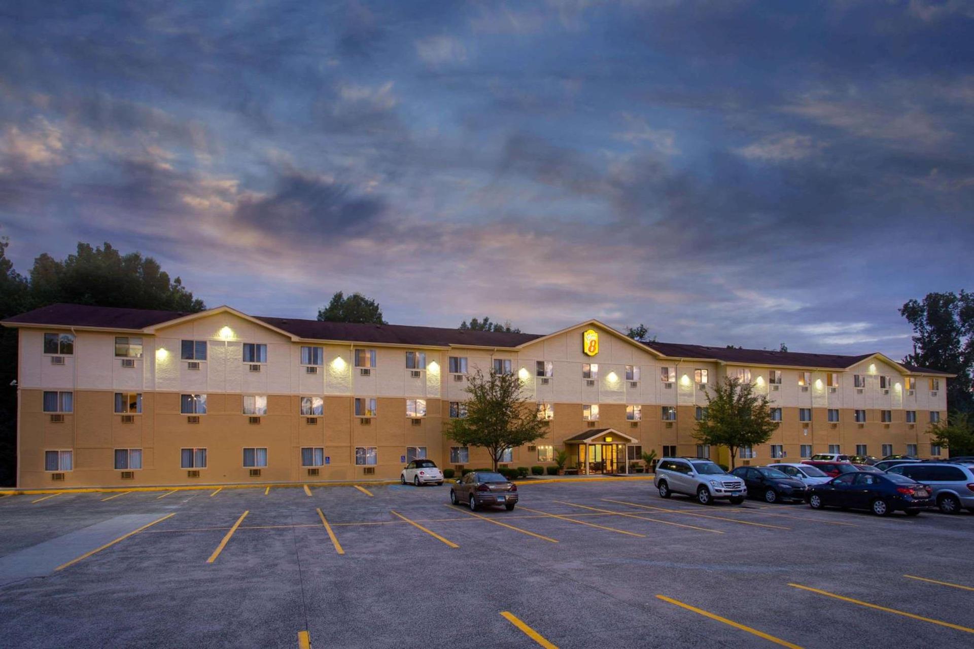 Super 8 by Wyndham Cromwell/Middletown photo 4