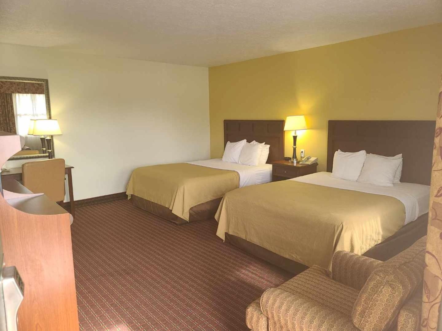 Budget Inn - Farmington photo 8