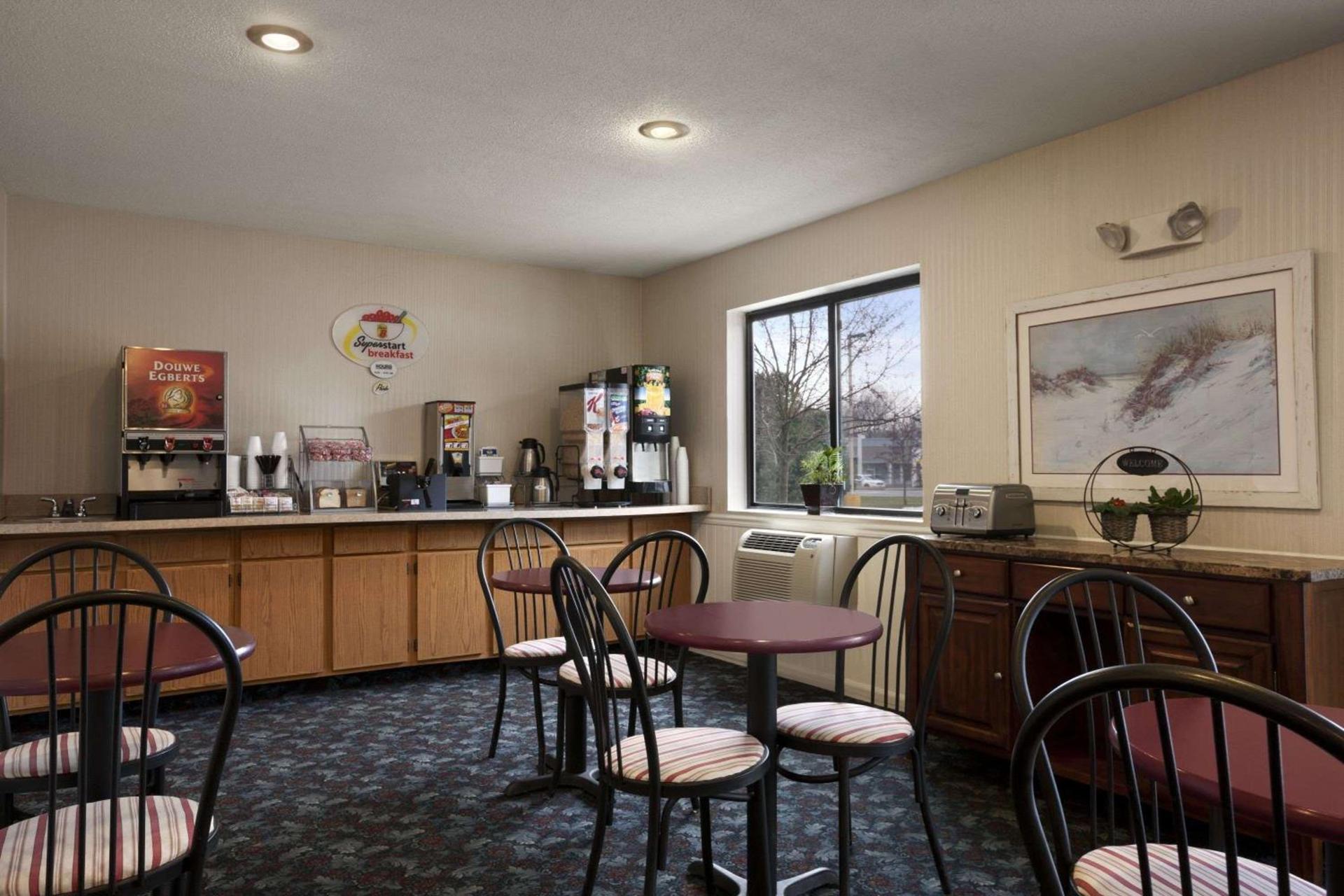 Super 8 by Wyndham Cromwell/Middletown photo 28