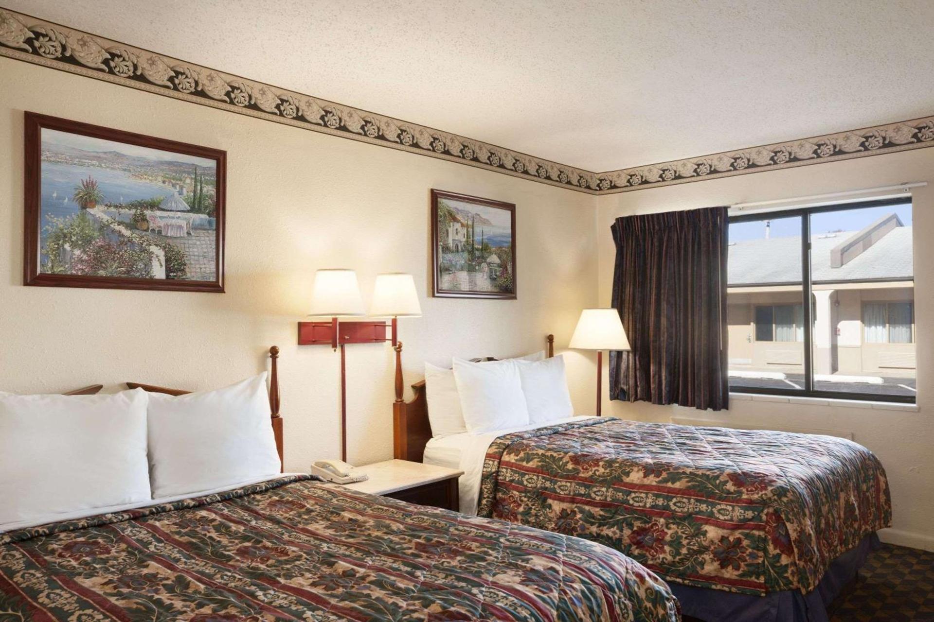 Days Inn by Wyndham Wrightstown McGuire AFB Bordentown photo 4