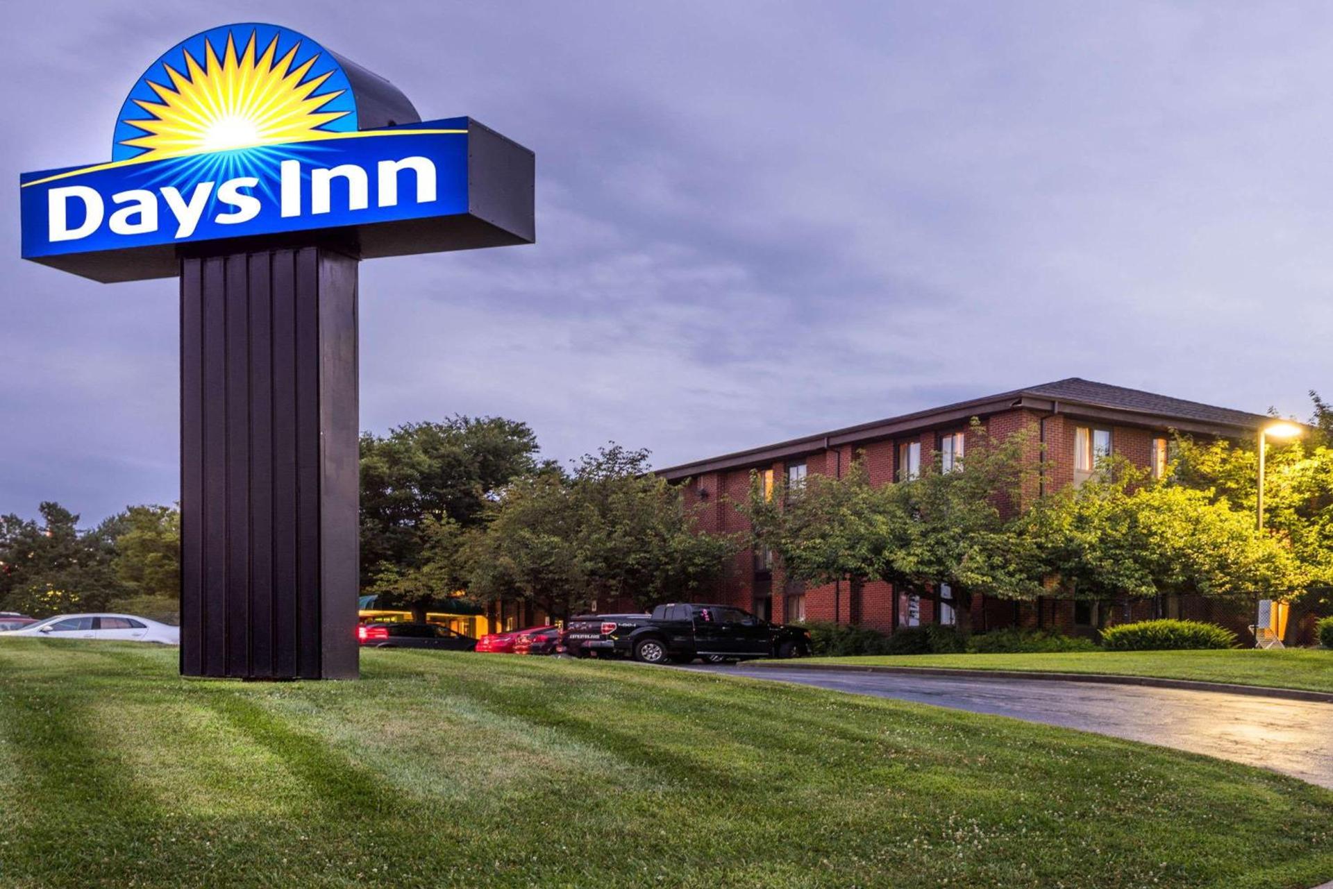 Days Inn by Wyndham Westminster photo 46