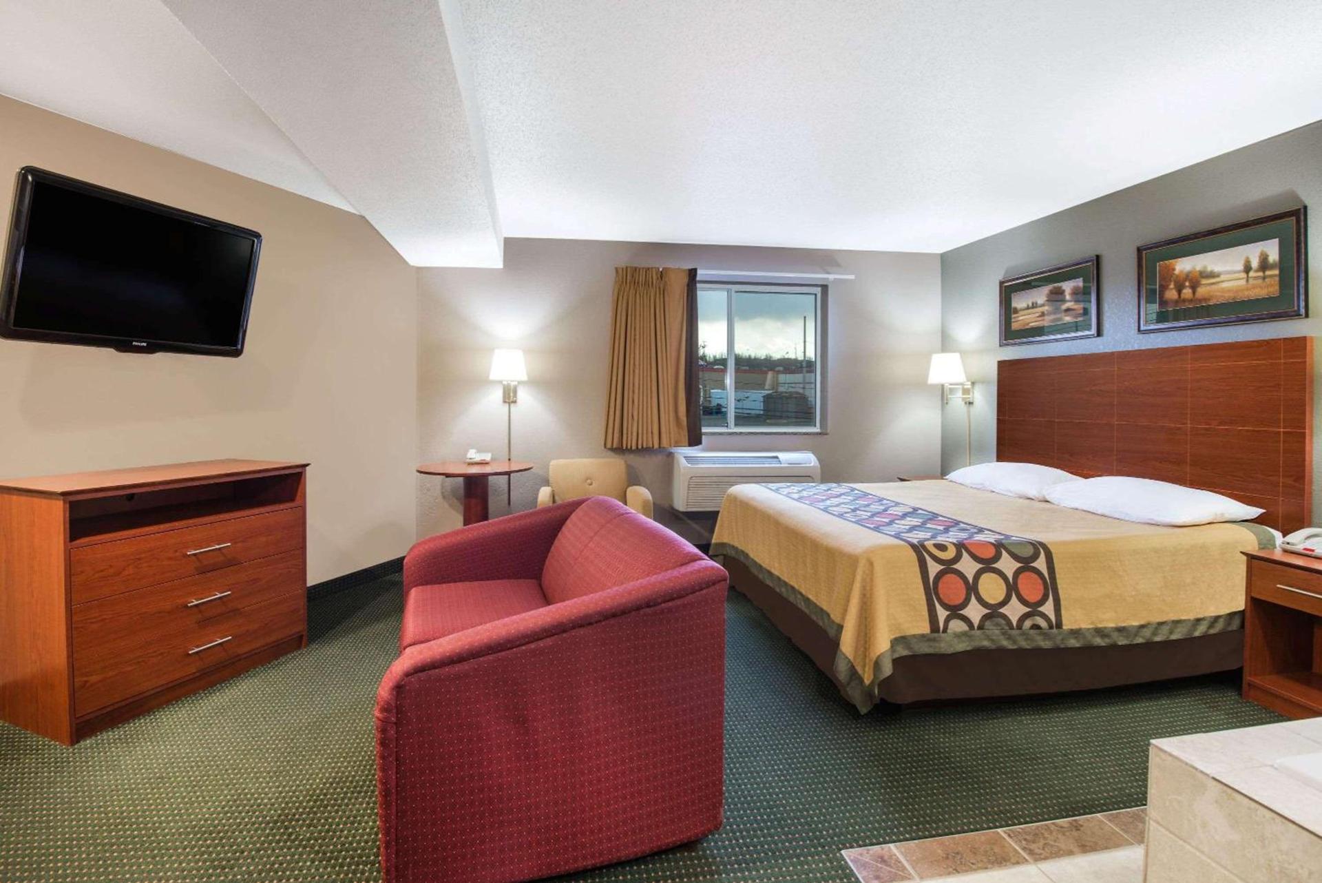 Super 8 by Wyndham Clearfield photo 12