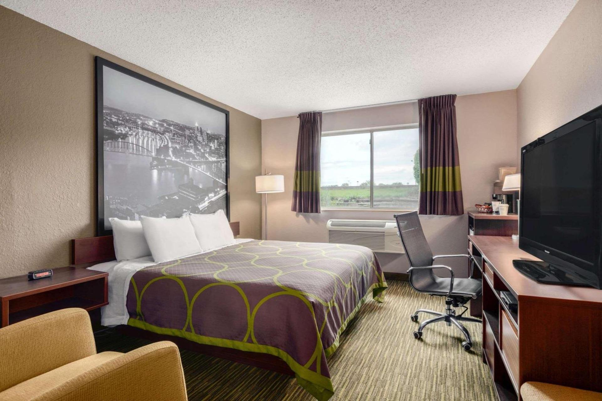 Super 8 by Wyndham Hanover photo 10