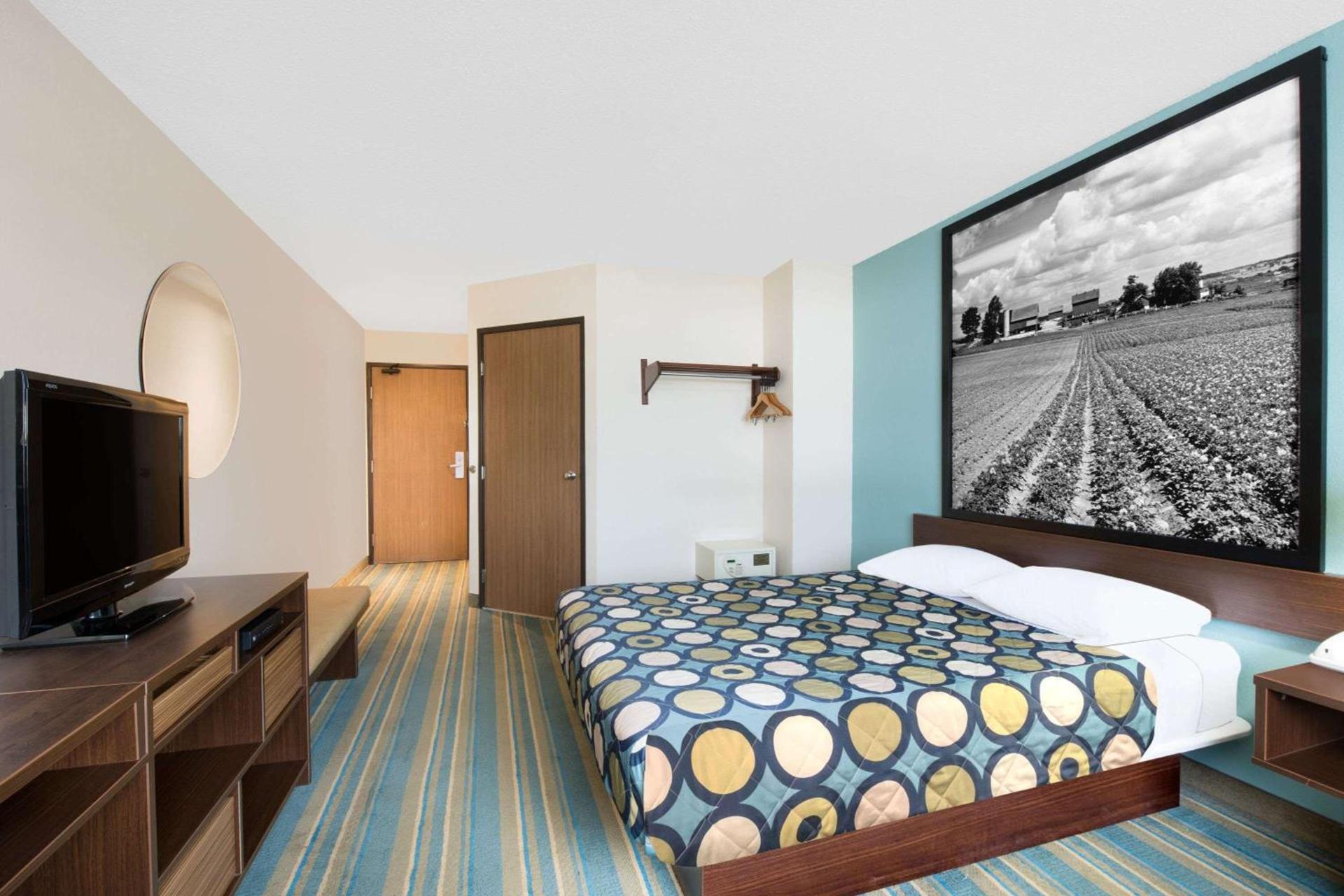Super 8 by Wyndham Hanover photo 30