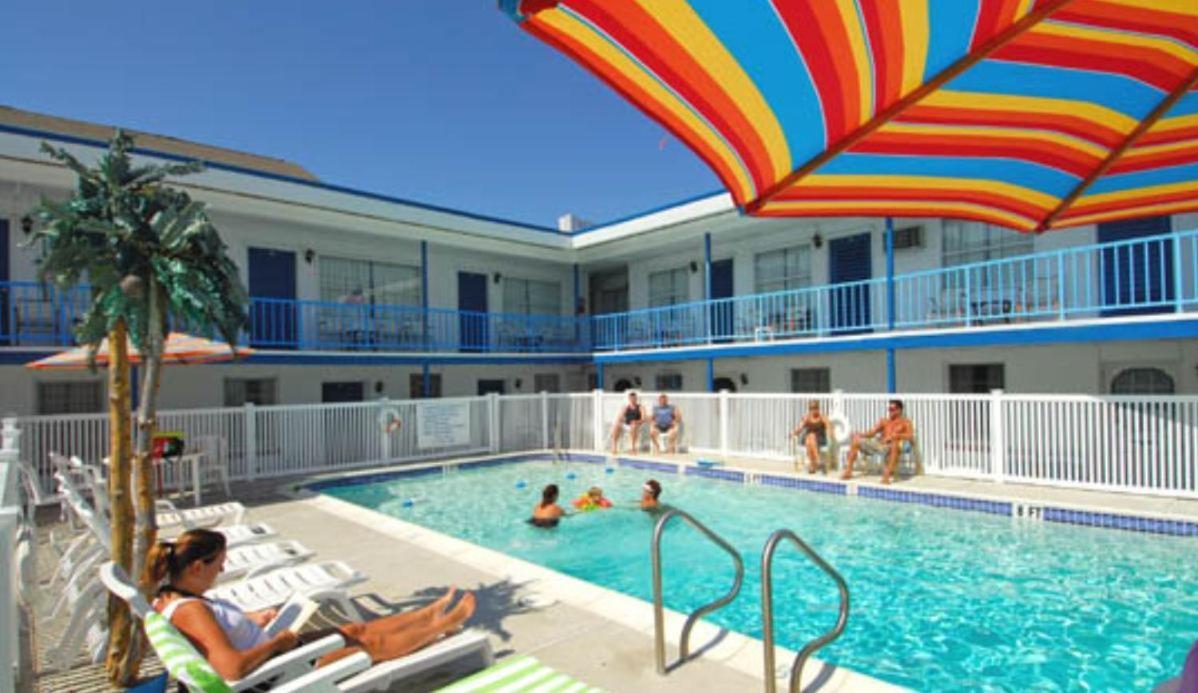 White Caps Motel photo 2