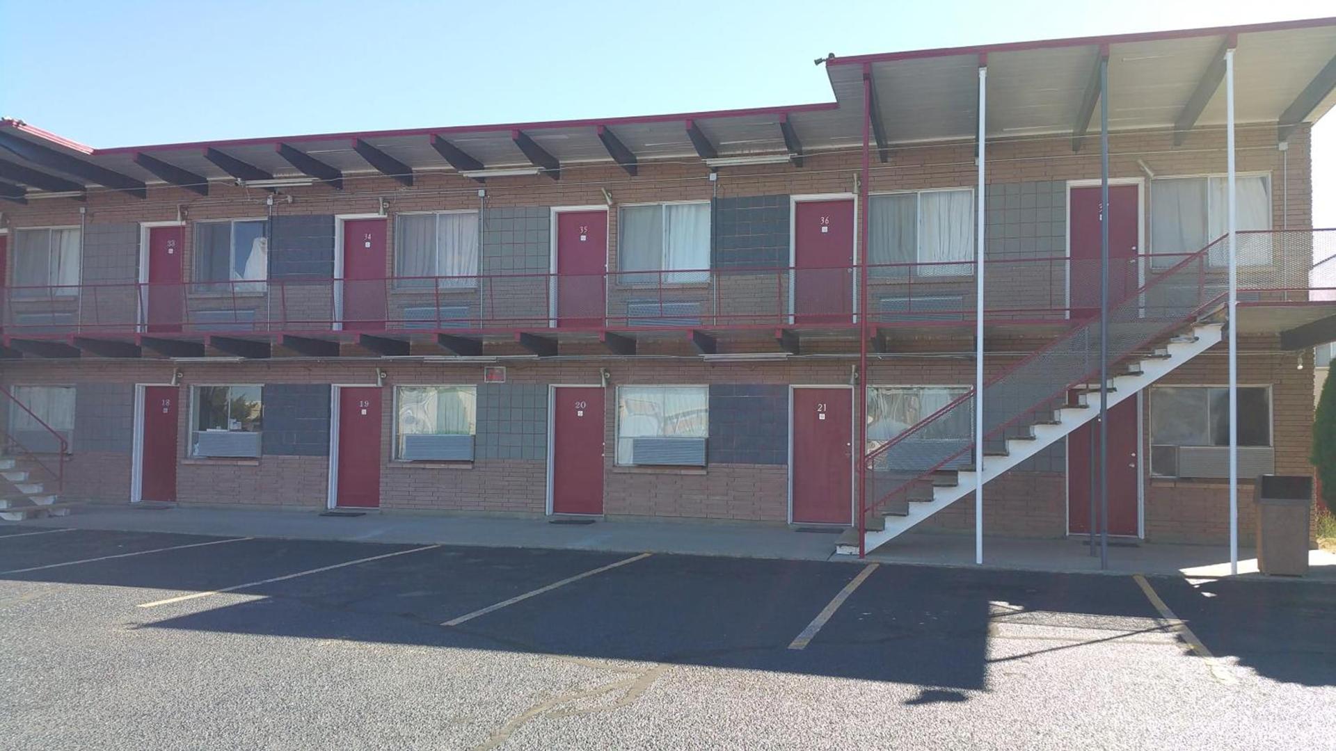 Thunder Bird Motel photo 19