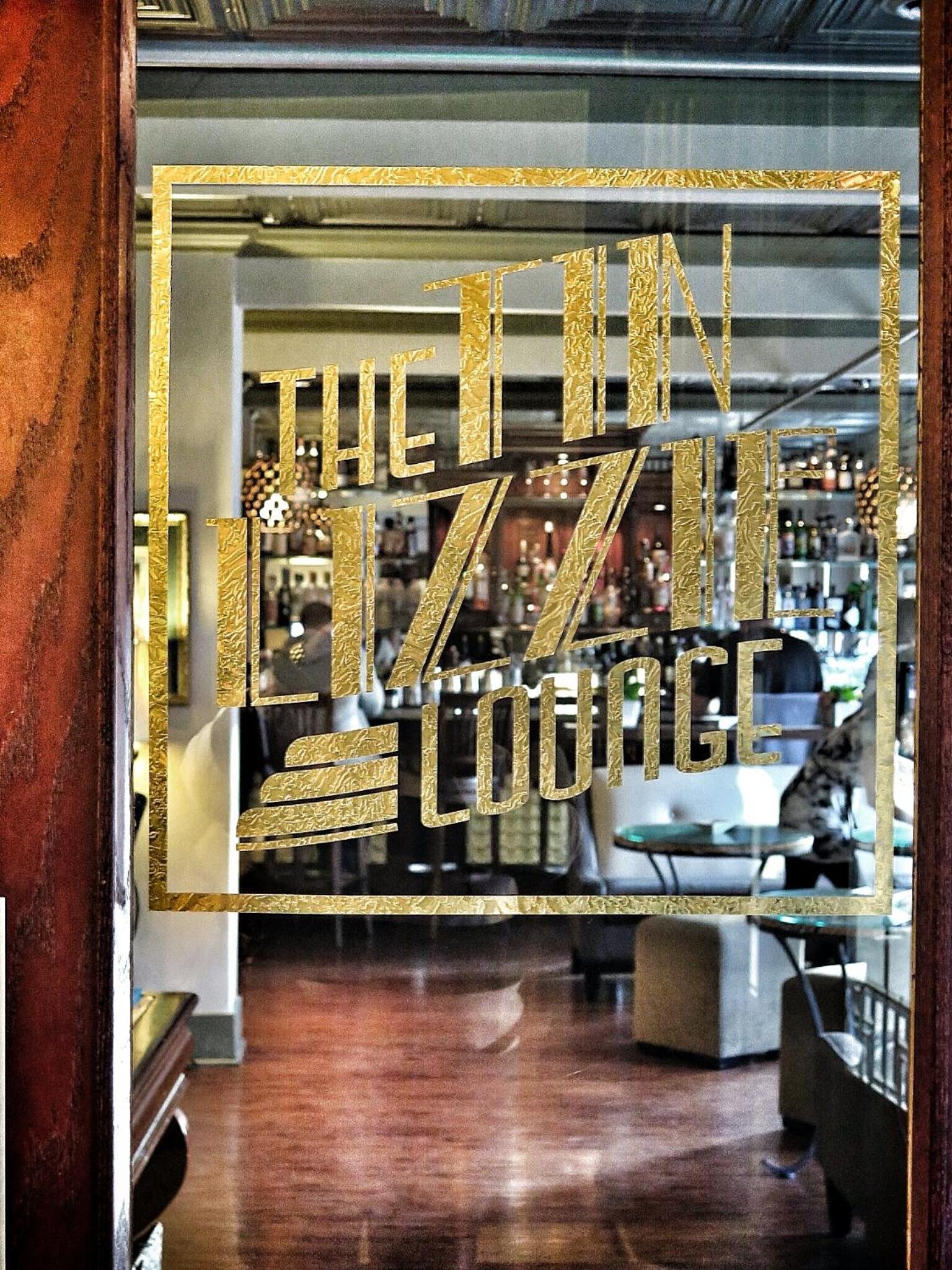 MarQueen Hotel - NEWLY RENOVATED photo 9