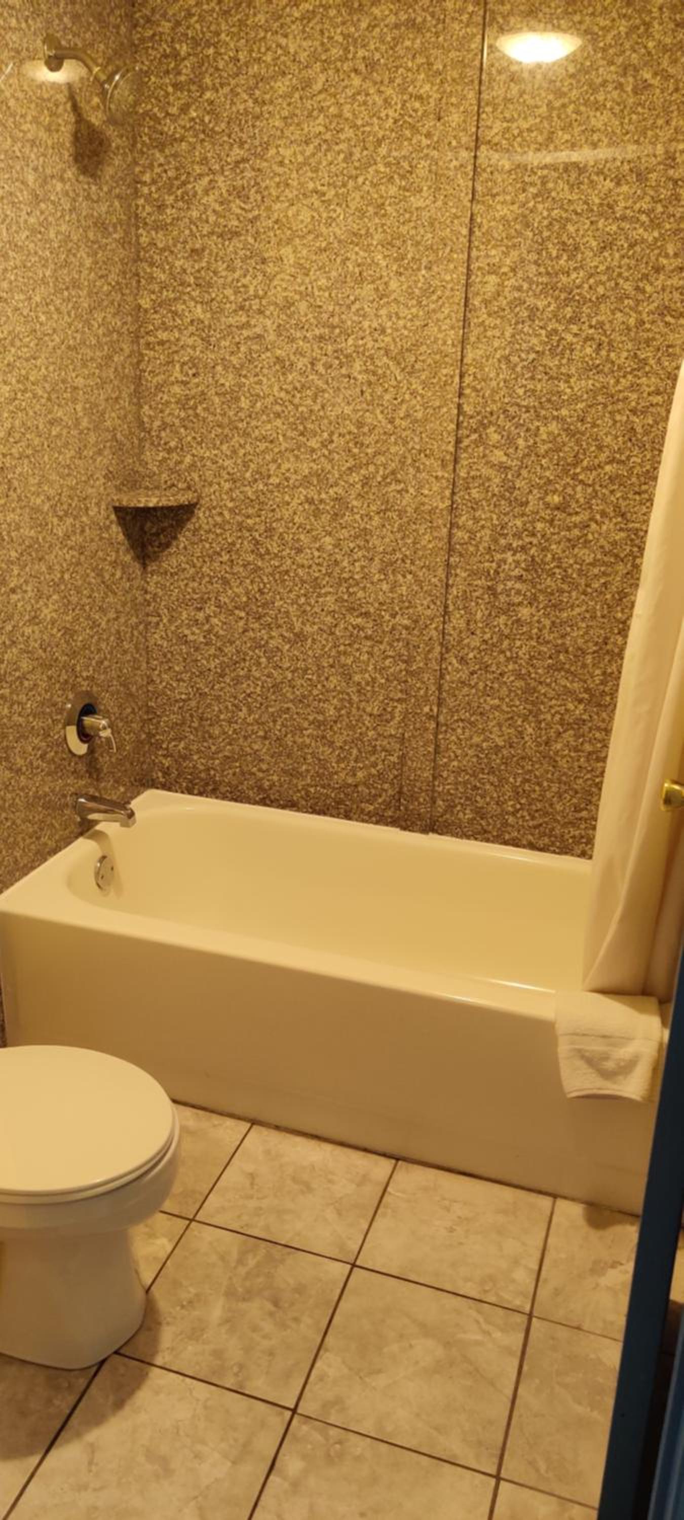 Days Inn by Wyndham Dickson photo 19