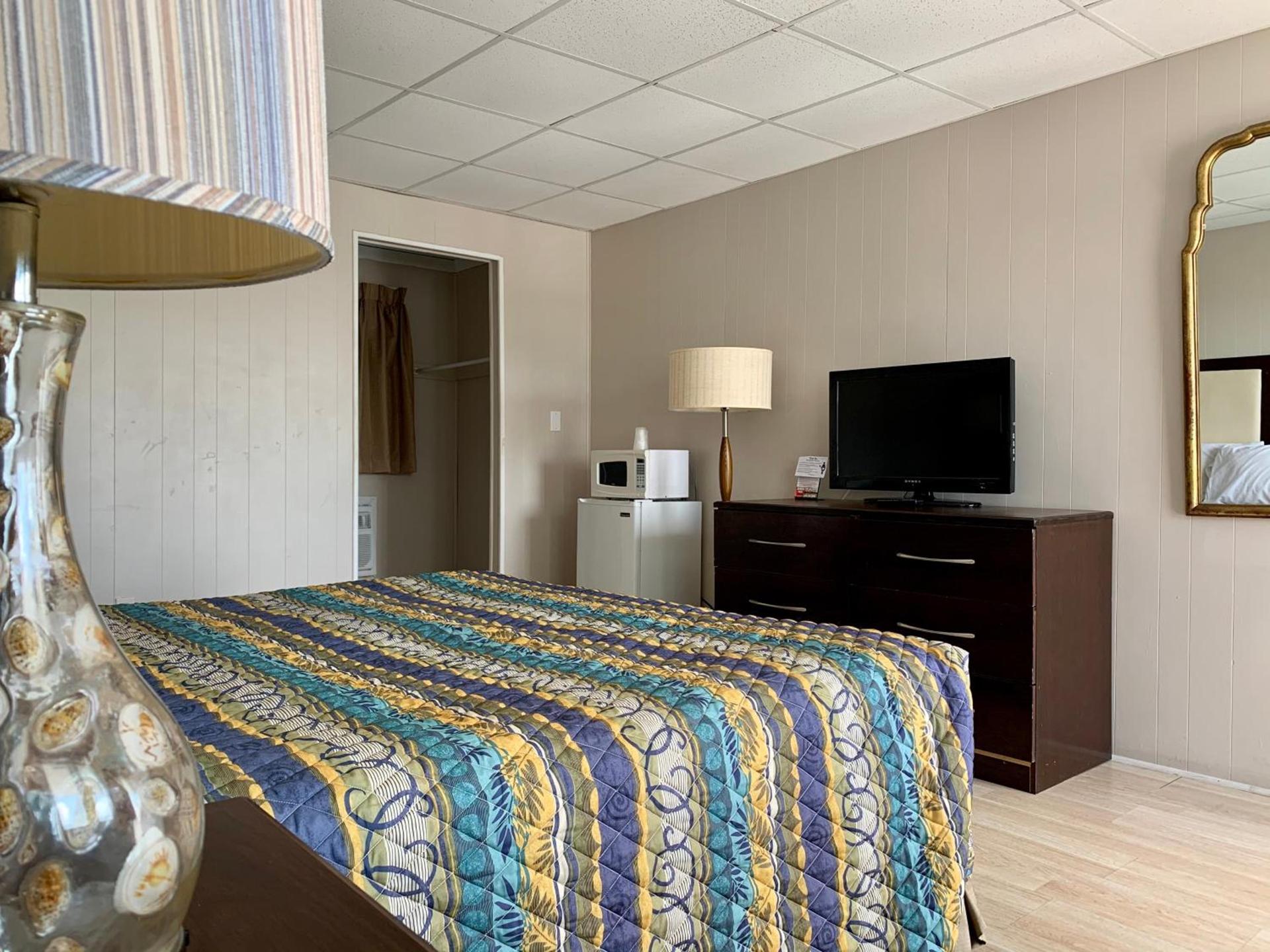 Cabana Motel photo 11