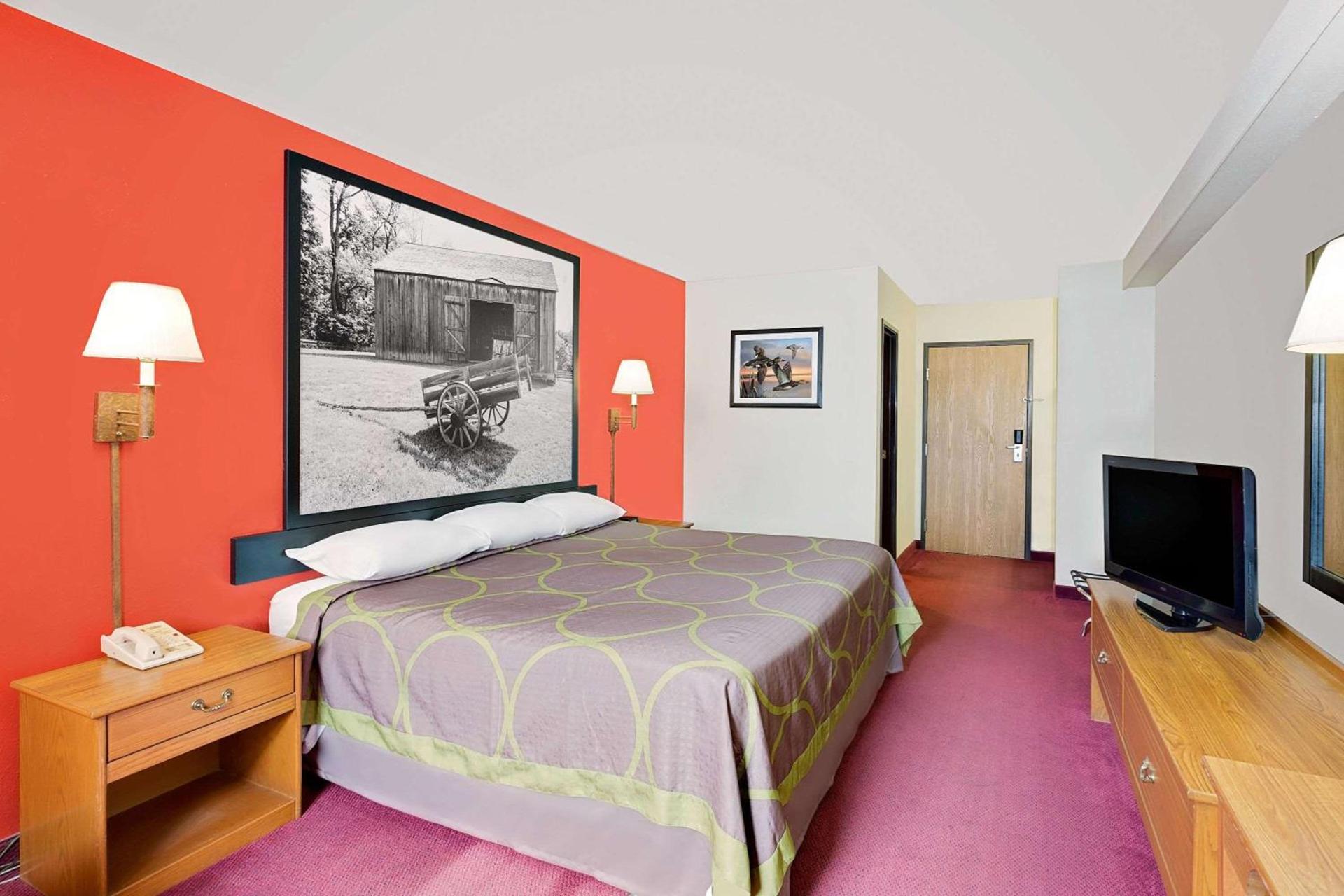 Super 8 by Wyndham Mound City photo 5
