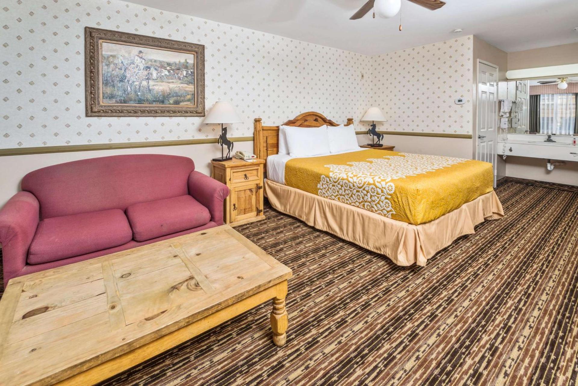 Days Inn by Wyndham Lebec photo 9