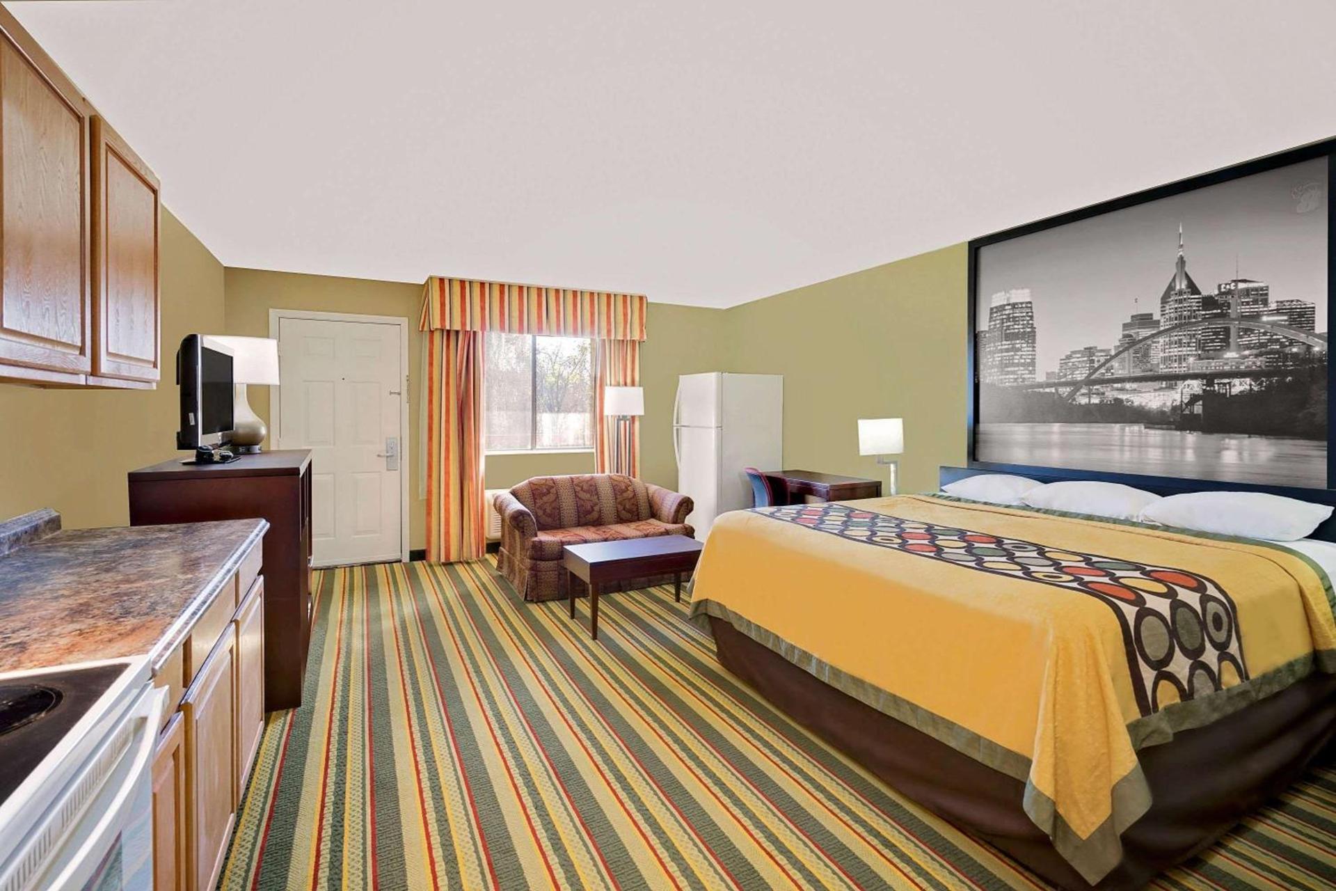 Super 8 by Wyndham Hermitage Nashville photo 9