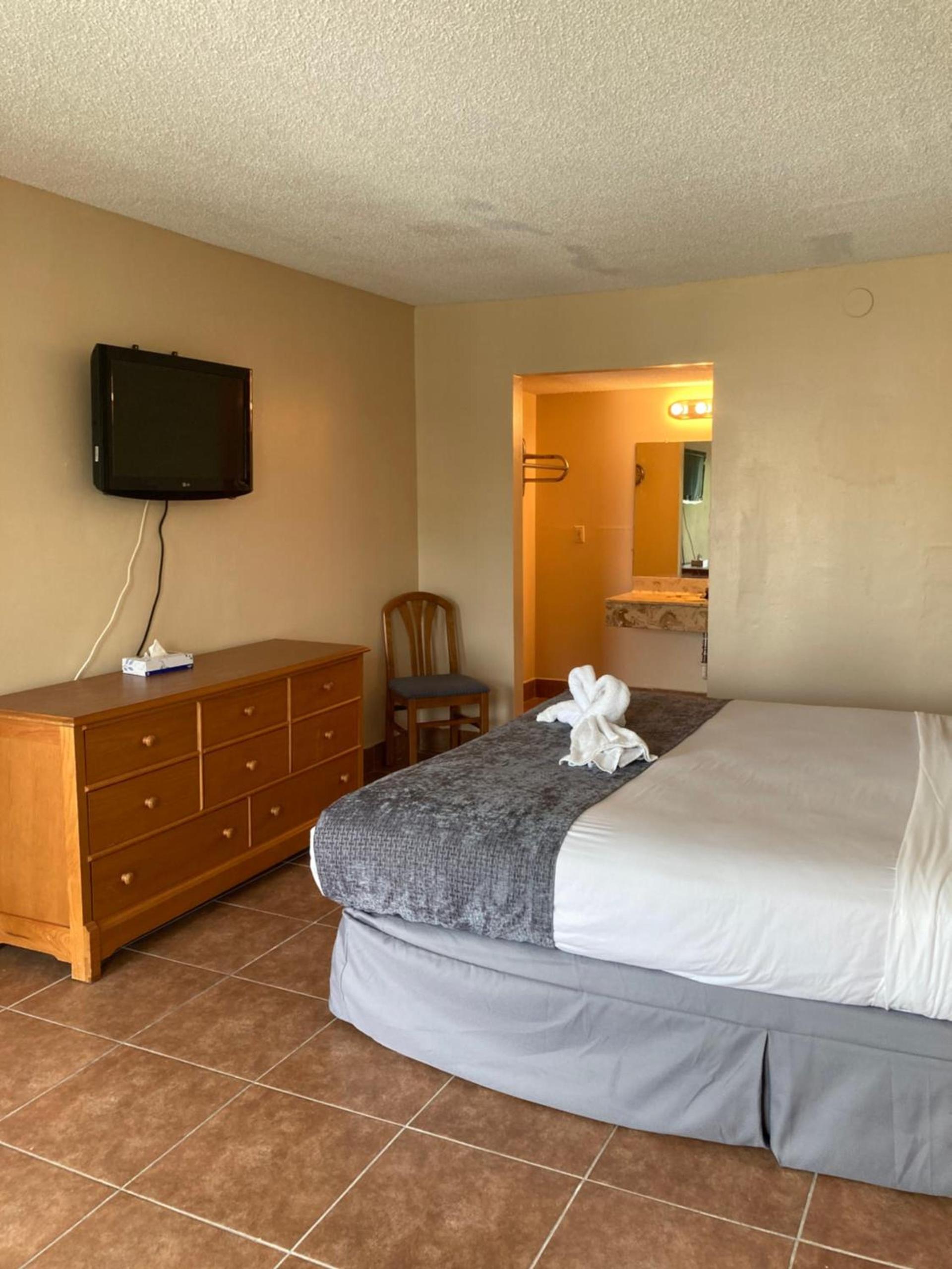 Altamonte Springs Hotel and Suites photo 12