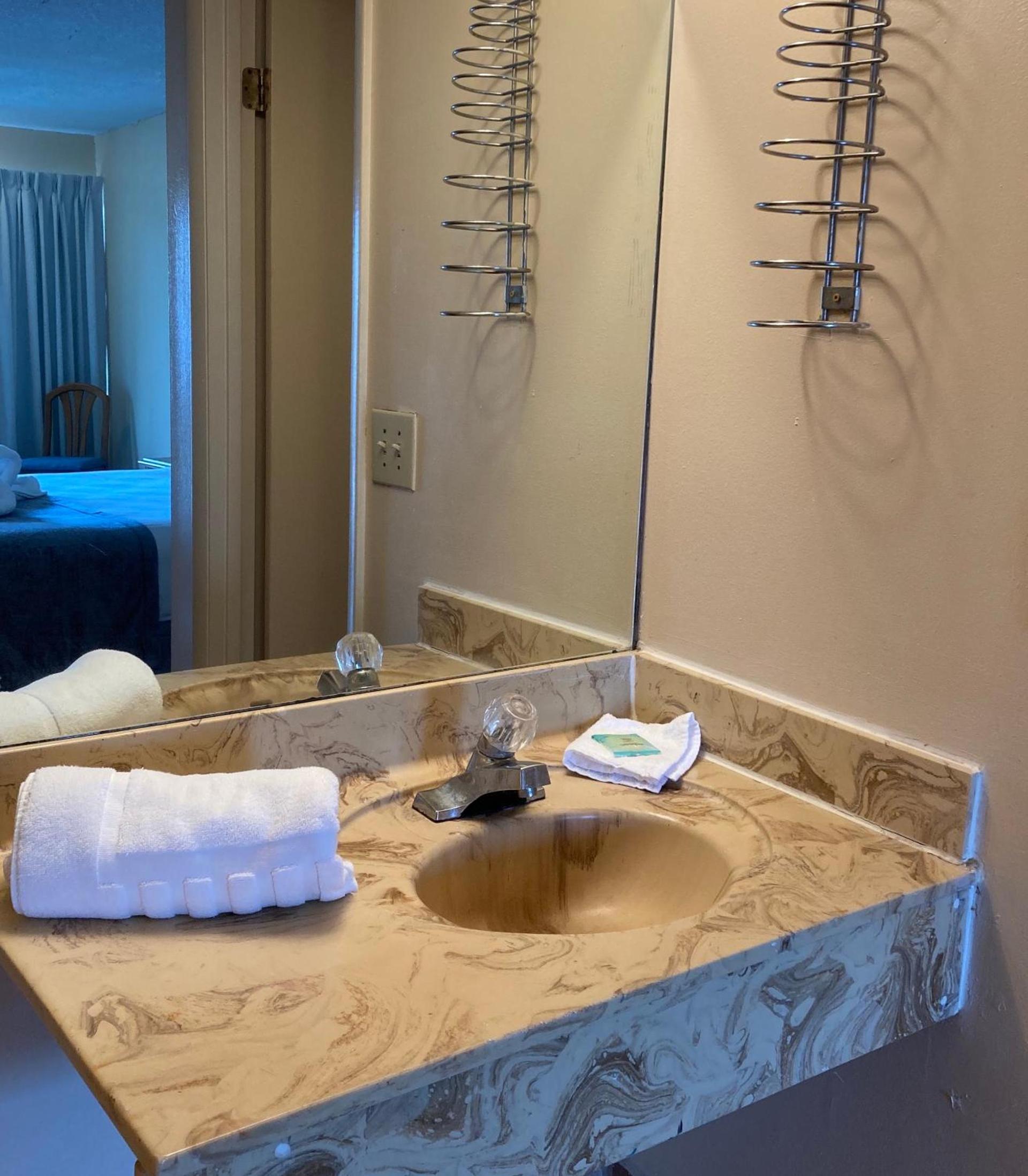 Altamonte Springs Hotel and Suites photo 25