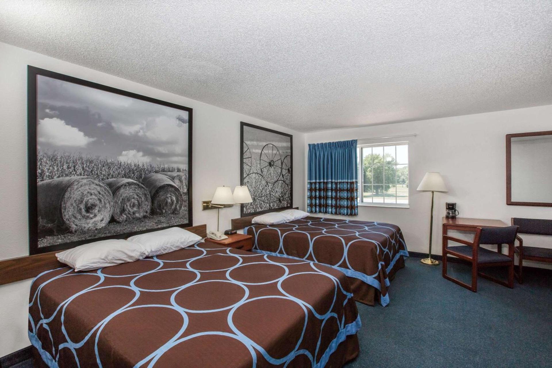 Super 8 by Wyndham Ida Grove photo 4