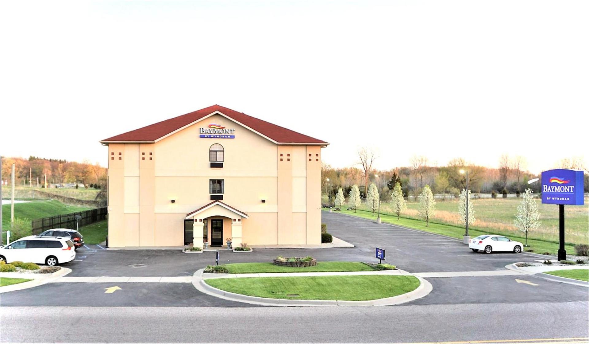Baymont by Wyndham Paw Paw photo 9