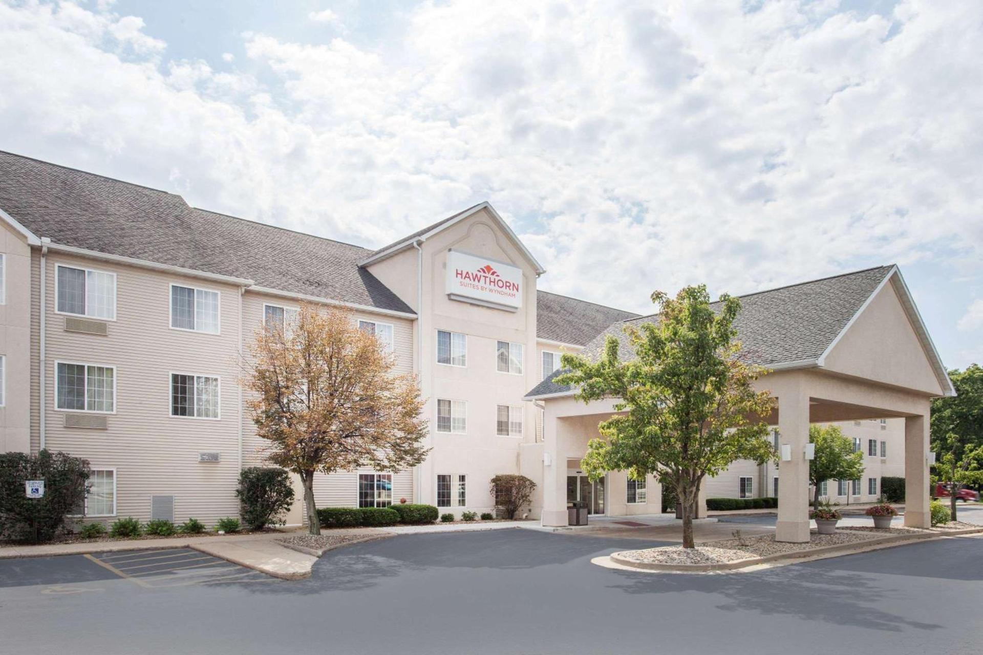 Hawthorn Extended Stay by Wyndham Decatur photo 37