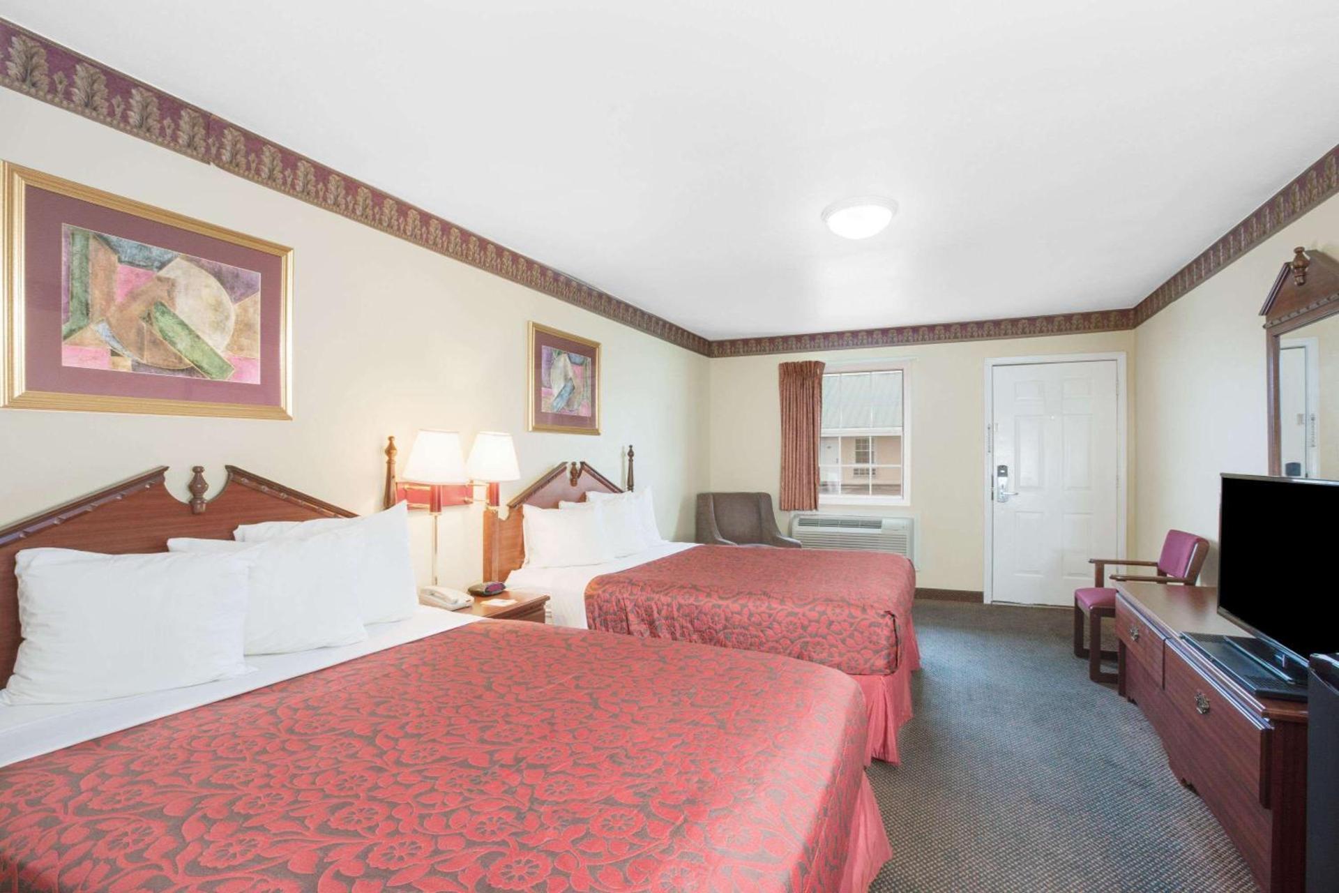 Days Inn by Wyndham Trumann AR photo 20