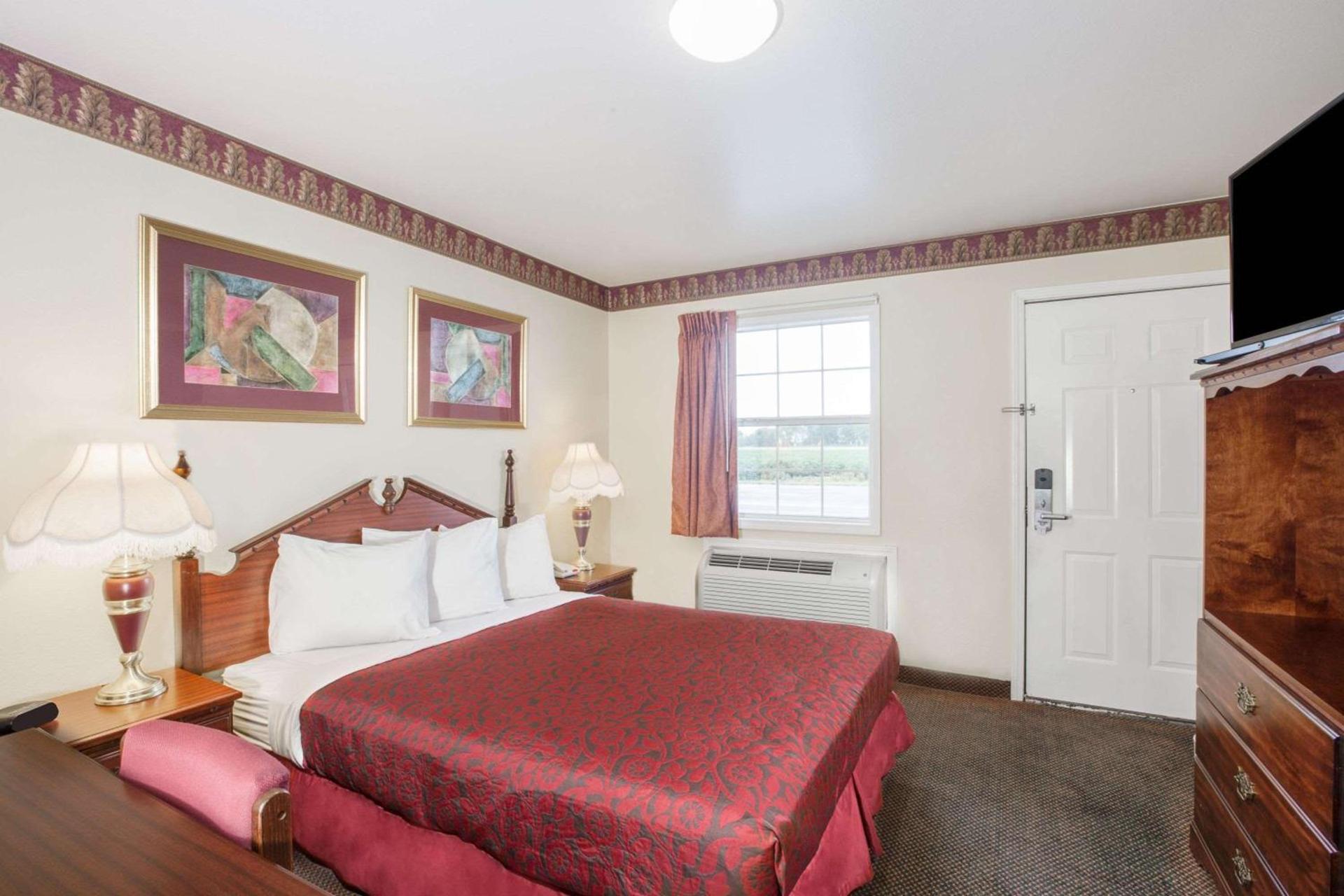 Days Inn by Wyndham Trumann AR photo 21
